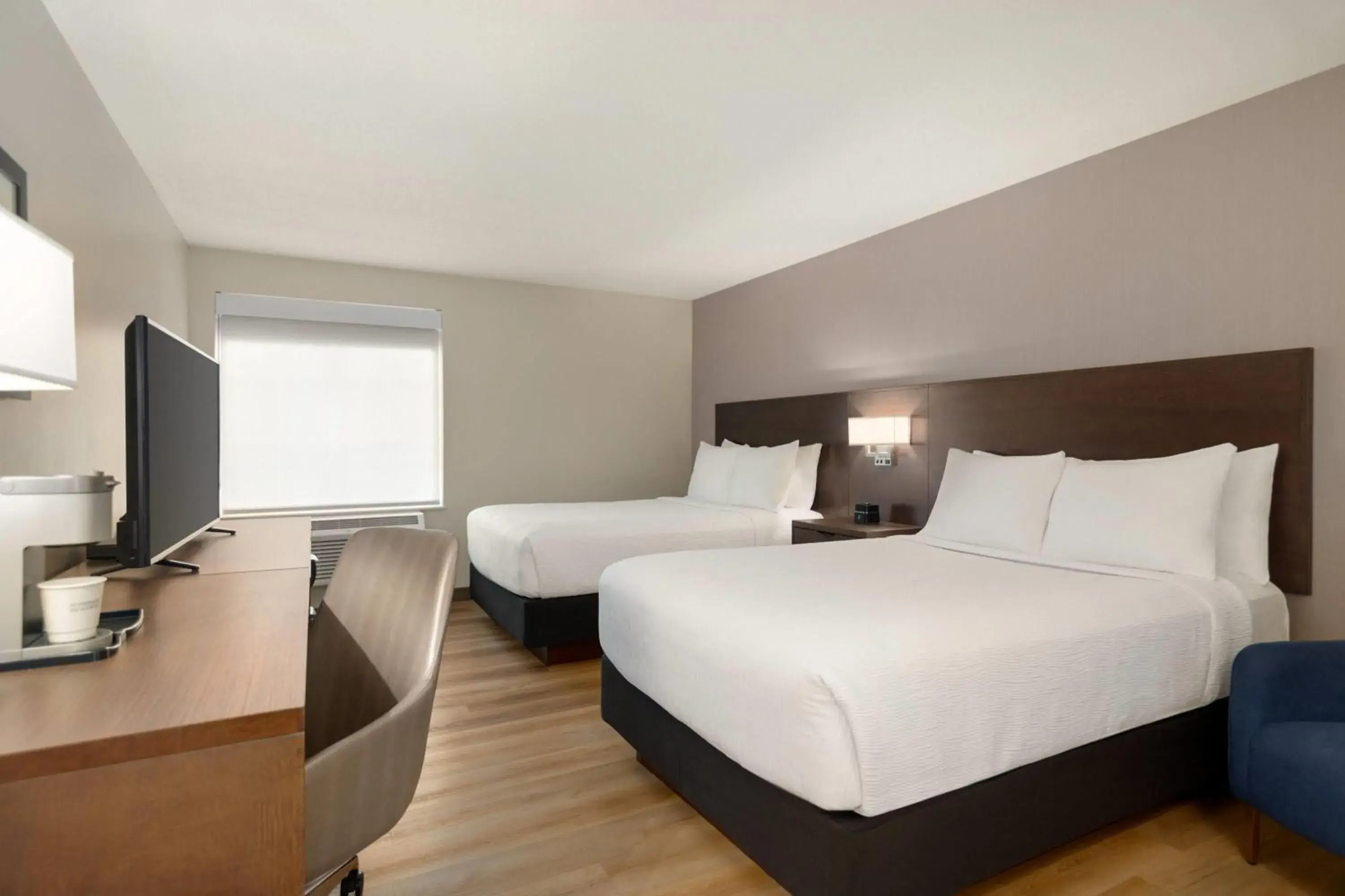 Double Room with Two Double Beds in La Quinta Inn by Wyndham Vancouver Airport Double Room with Two Double Beds in La Quinta Inn by Wyndham Vancouver Airport