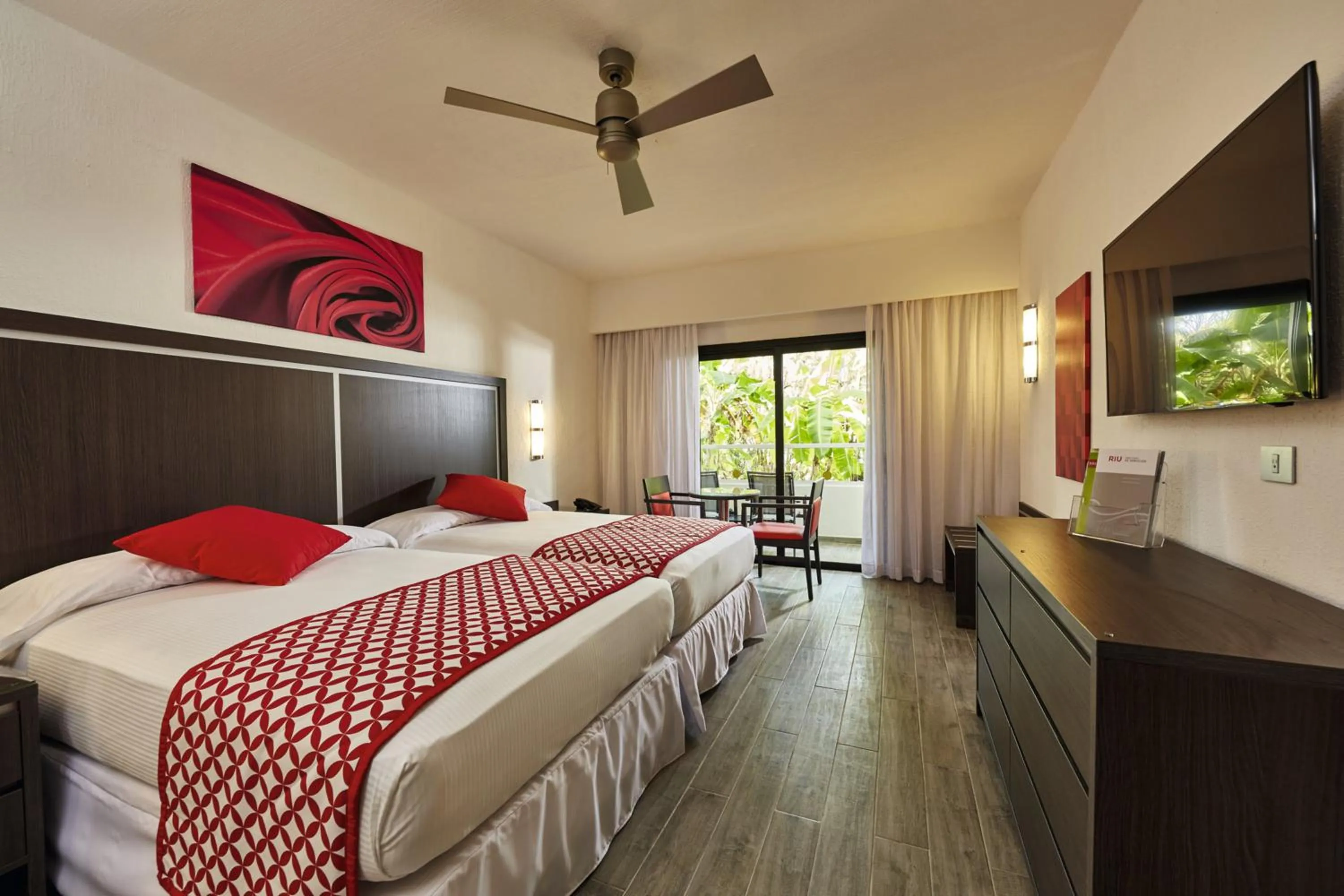Bed in Riu Tequila - All Inclusive