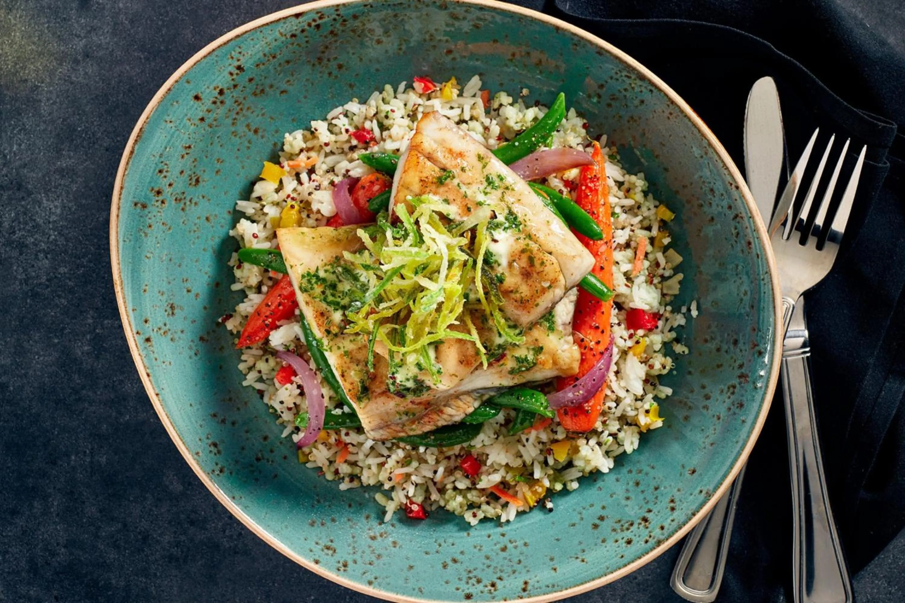 Restaurant/places to eat in Niagara Falls Marriott on the Falls