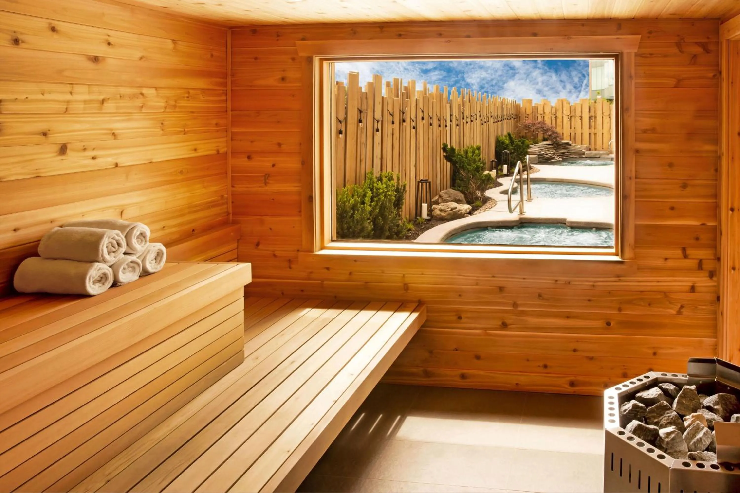 Spa and wellness centre/facilities in Niagara Falls Marriott on the Falls