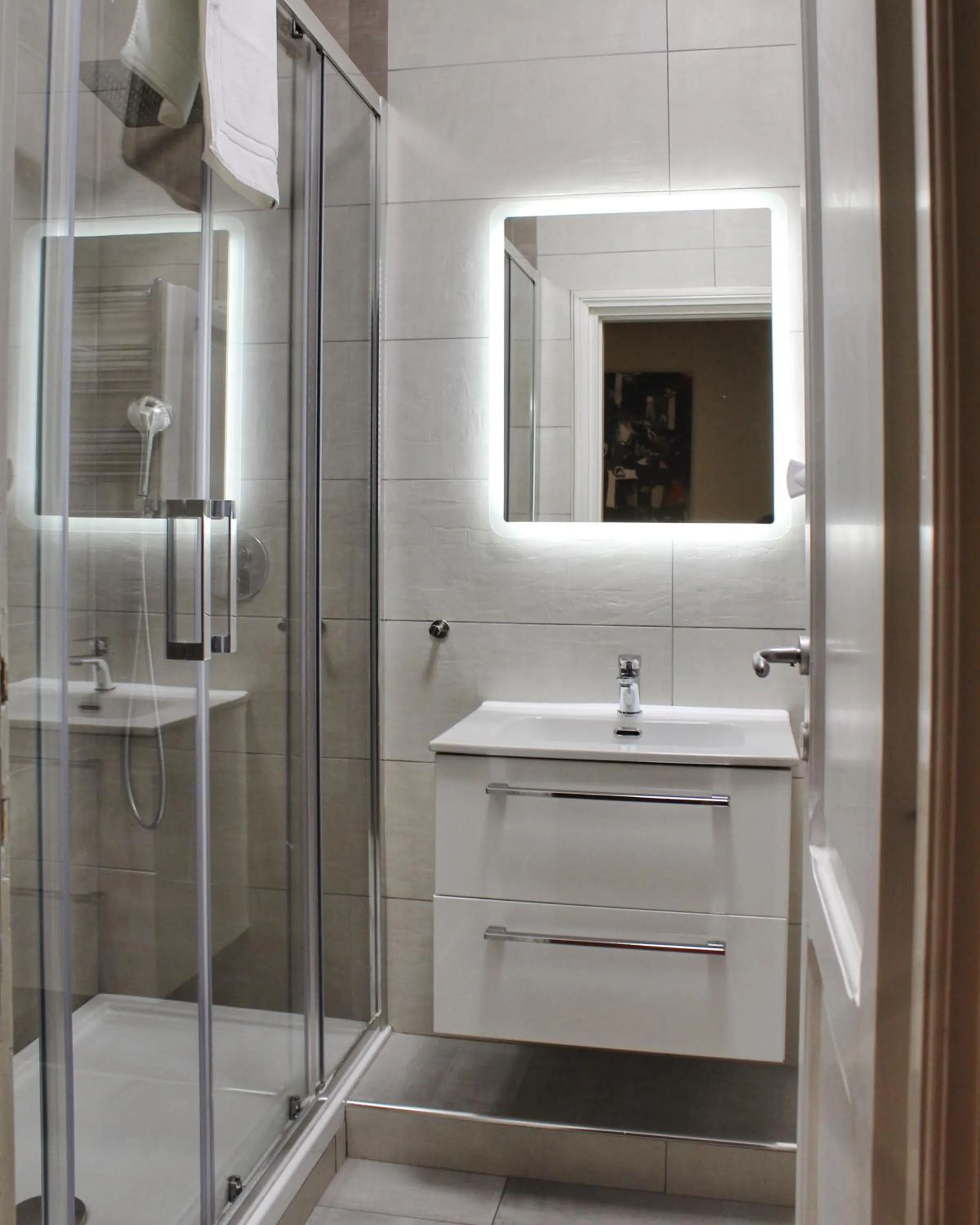 Shower in Relais la Fornarina