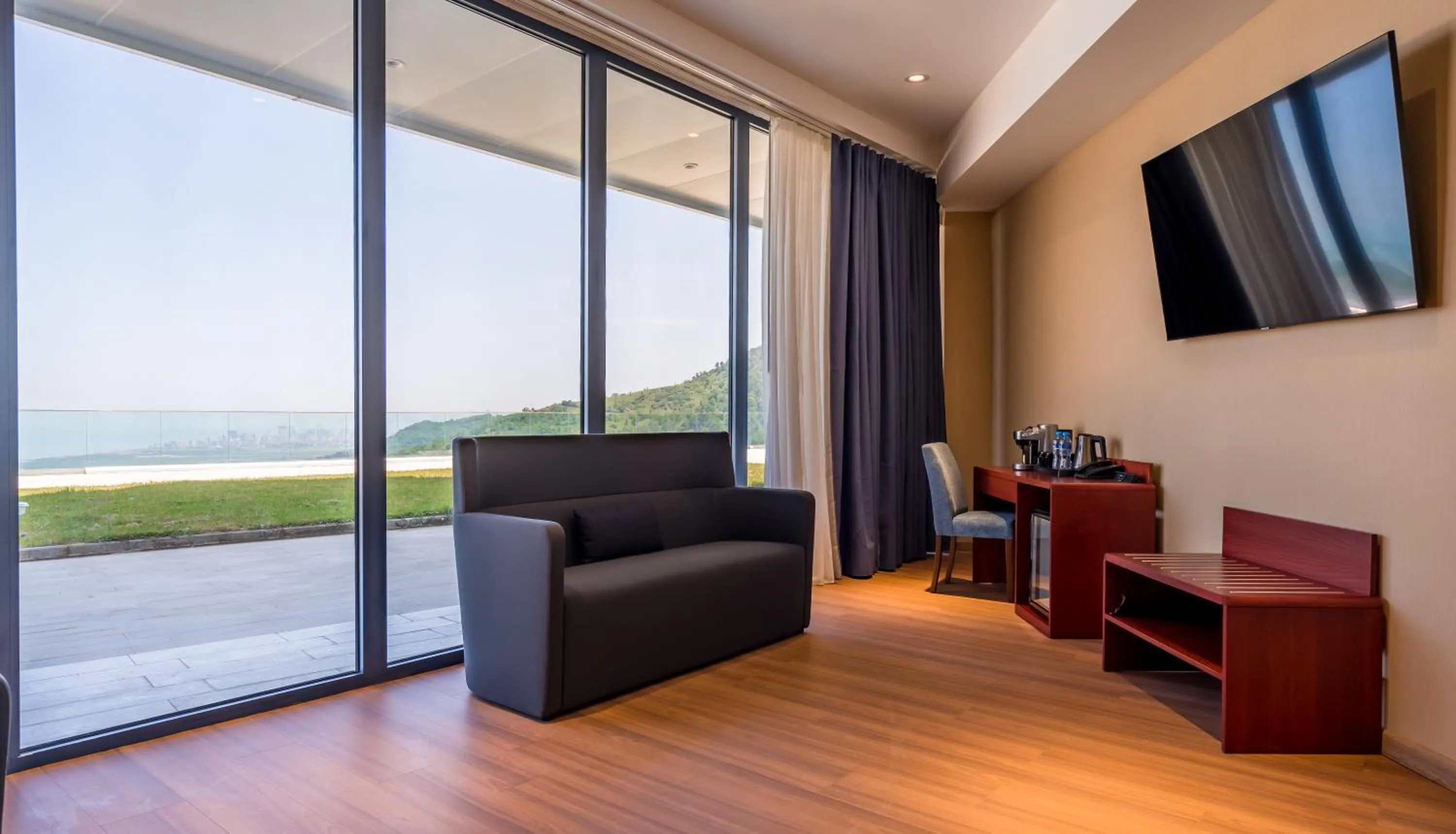 Seating area in Litz Resort