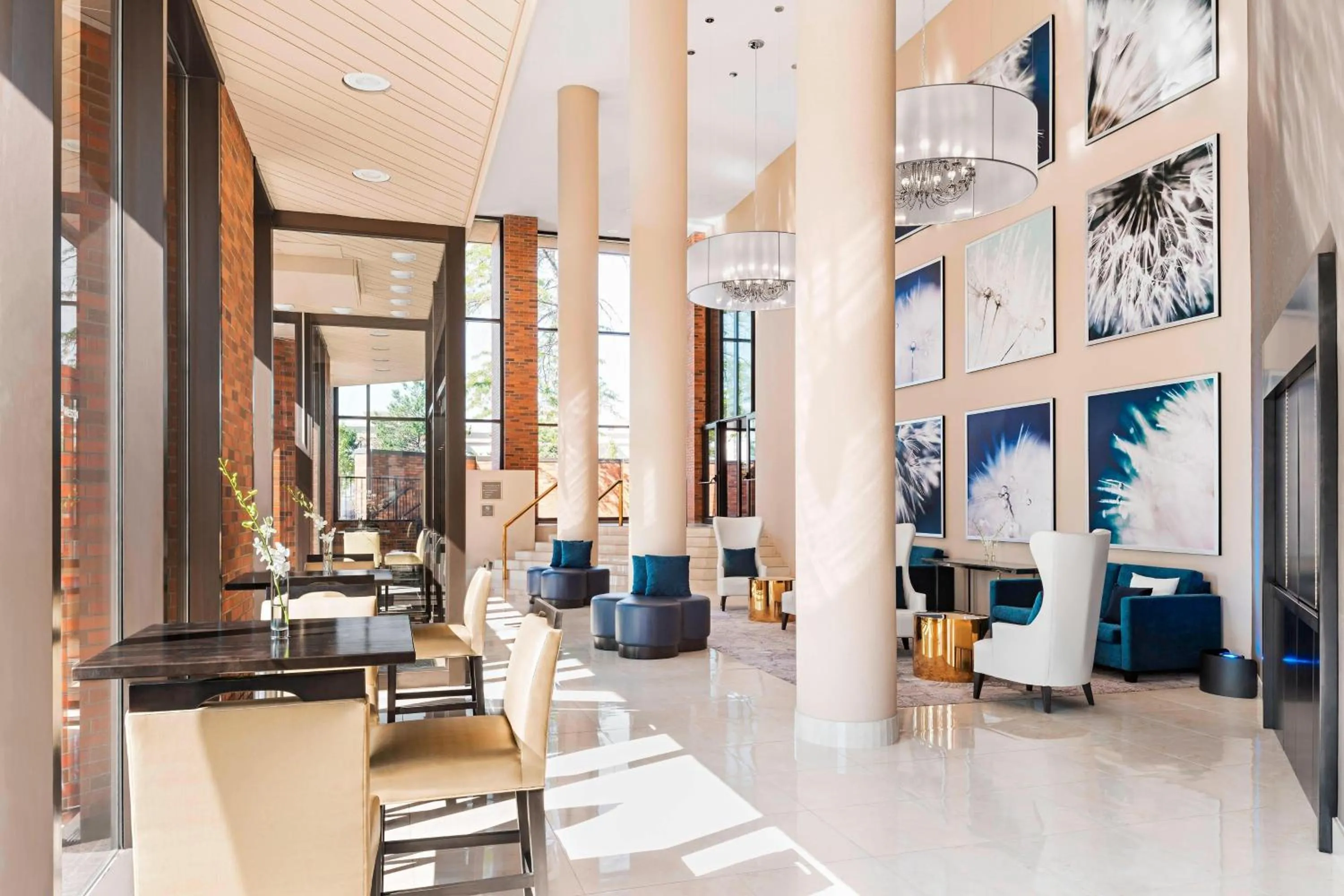 Meeting/conference room in The Westin Toronto Airport