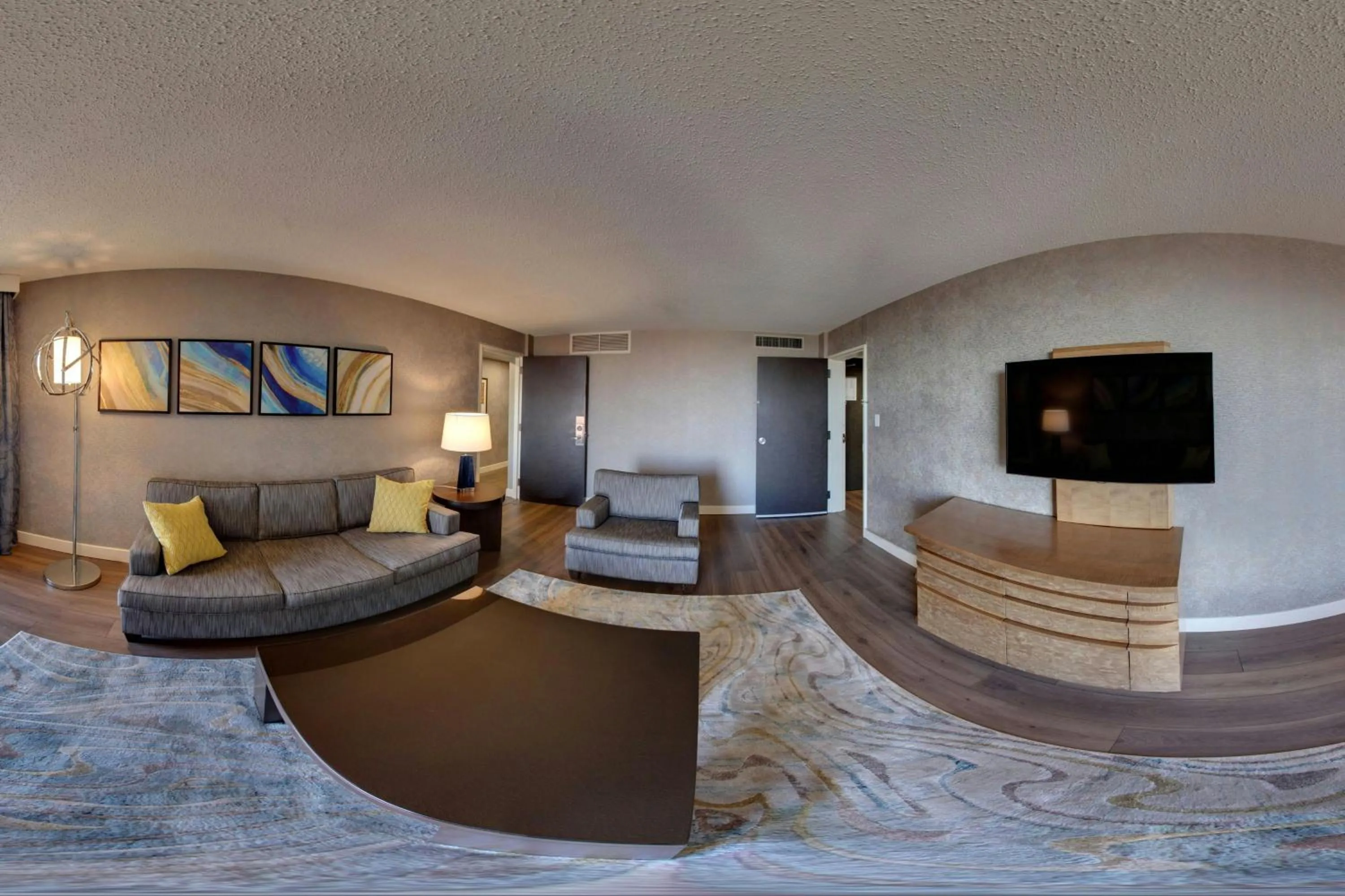 Living room in The Westin Toronto Airport