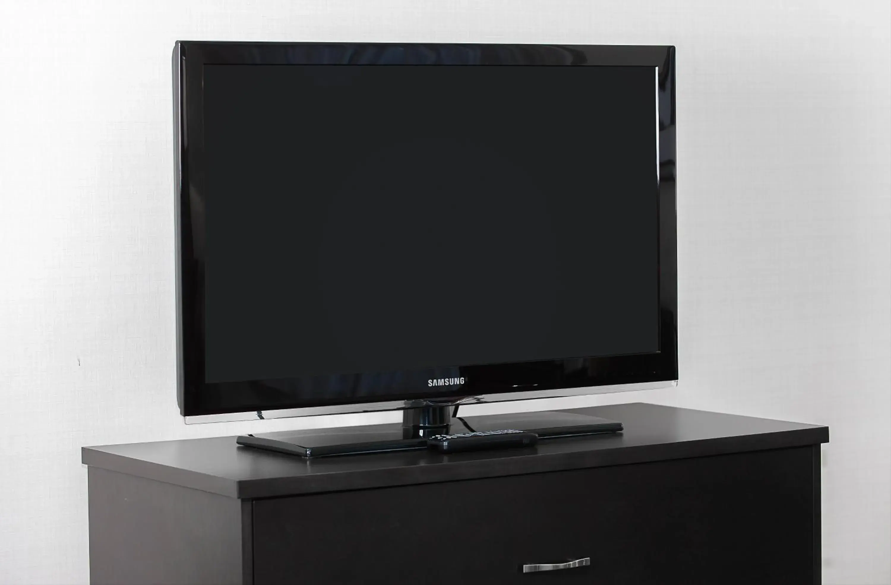 Queen Room with Two Queen Beds - Non-Smoking in Ramada By Wyndham Niagara Falls near the Falls Queen Room with Two Queen Beds - Non-Smoking in Ramada By Wyndham Niagara Falls near the Falls