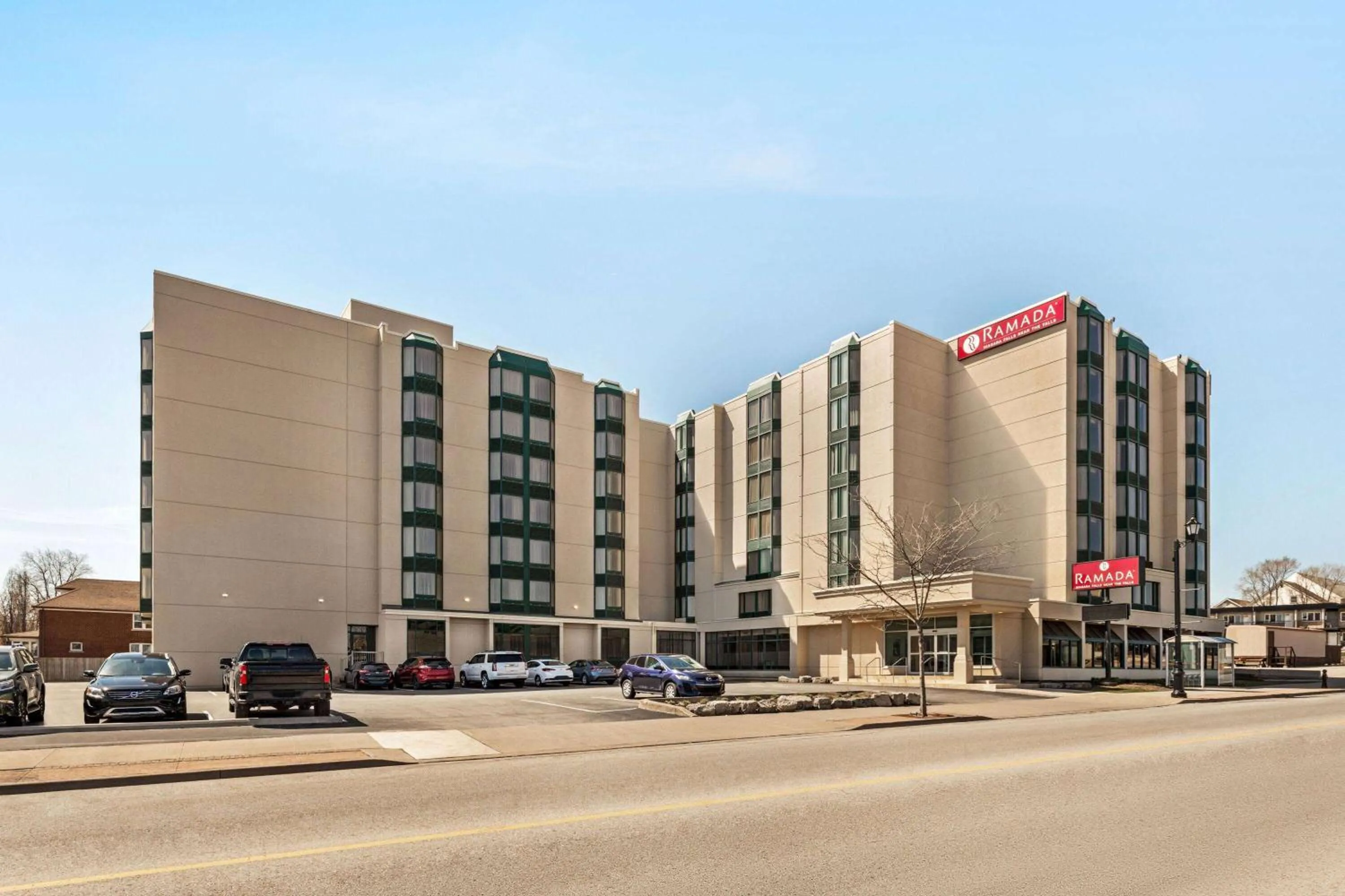 Property building in Ramada By Wyndham Niagara Falls near the Falls