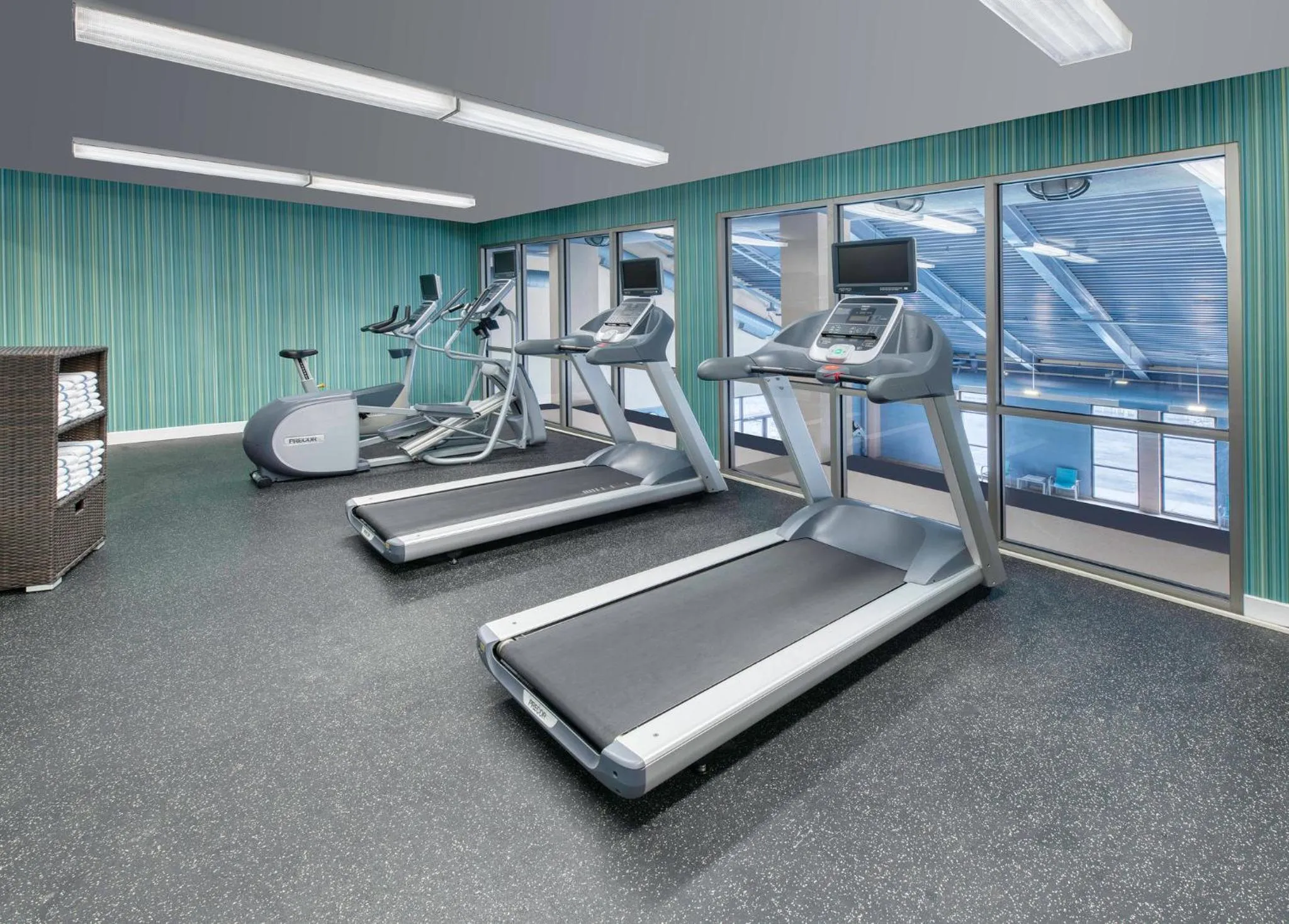 Spa and wellness centre/facilities in Holiday Inn Express & Suites Mississauga-Toronto Southwest by IHG