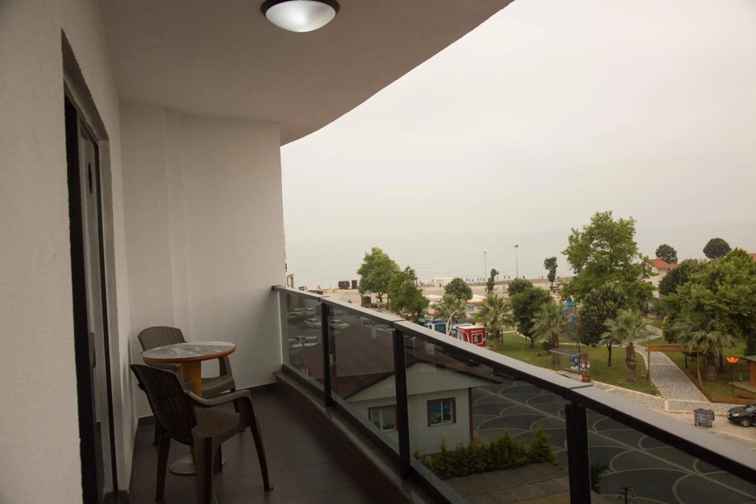 Day in Ceneviz Suit Hotel