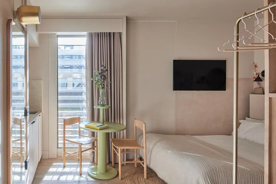 Bed in Buckle Street Studios by Locke, Aldgate