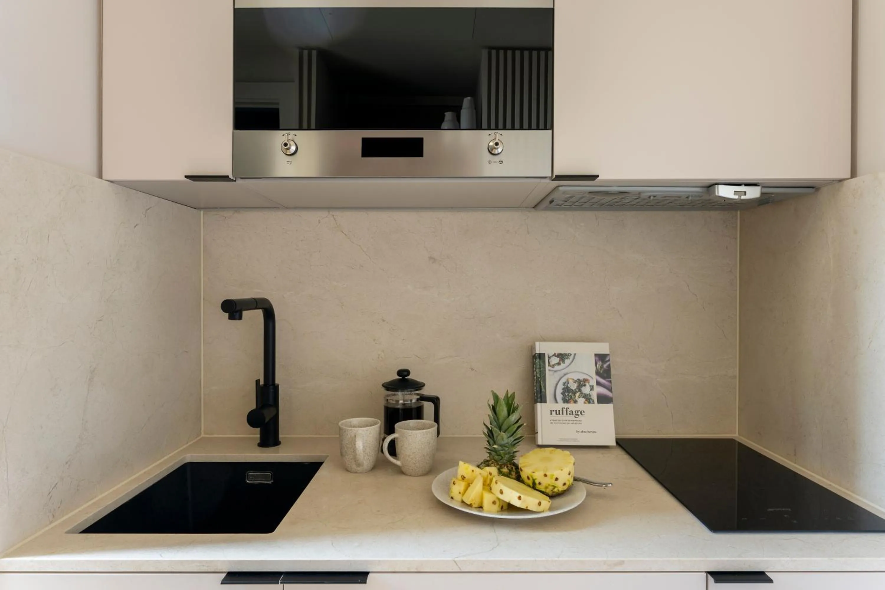 kitchen in Buckle Street Studios by Locke, Aldgate