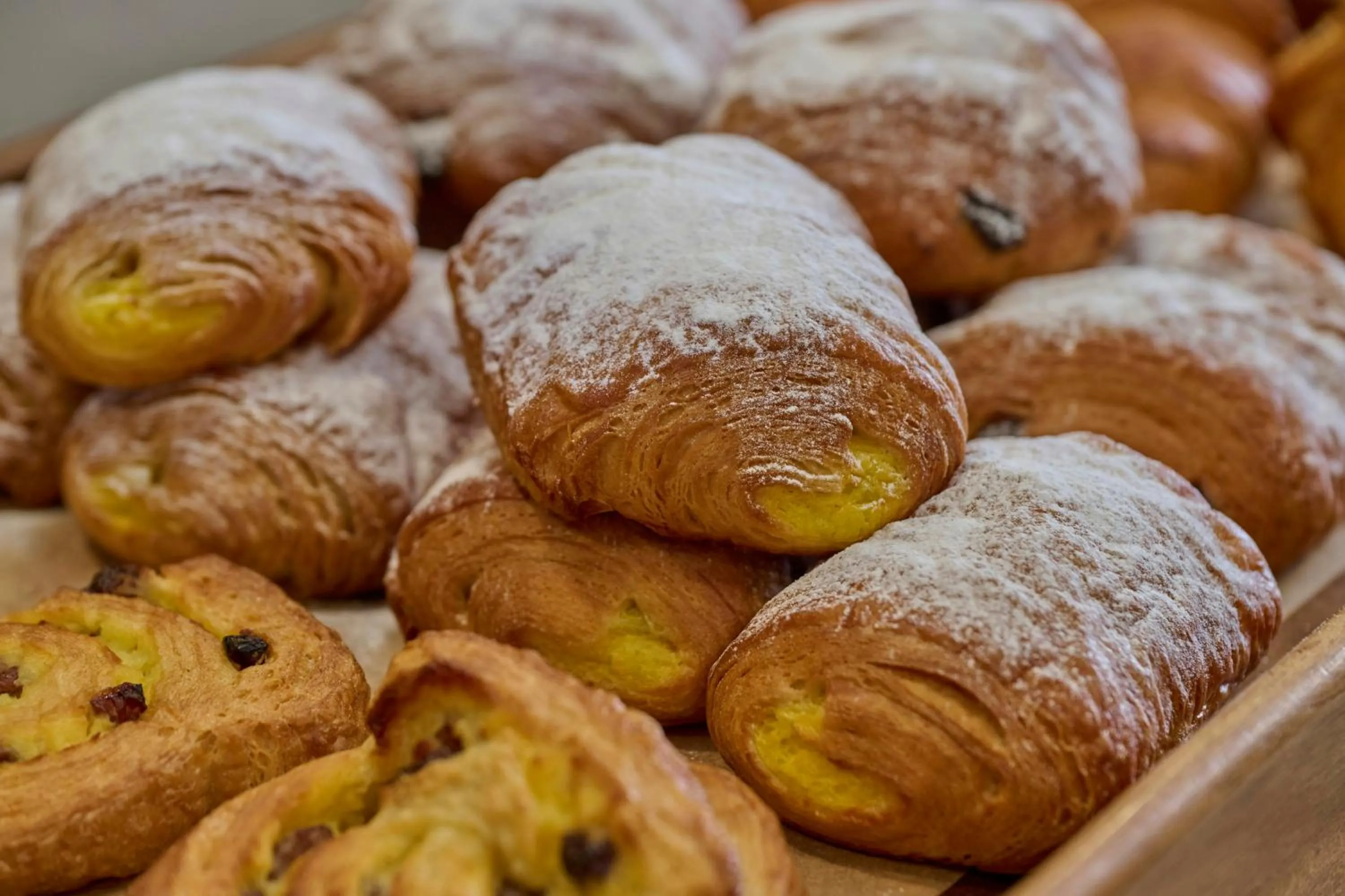 Breakfast in Cove Landmark Pinnacle