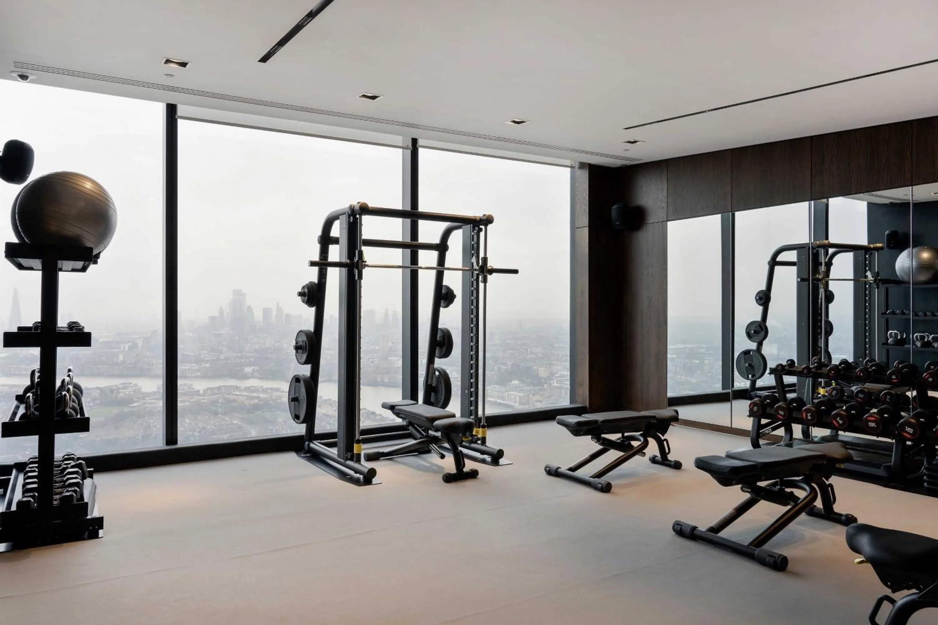 Fitness centre/facilities in Cove Landmark Pinnacle