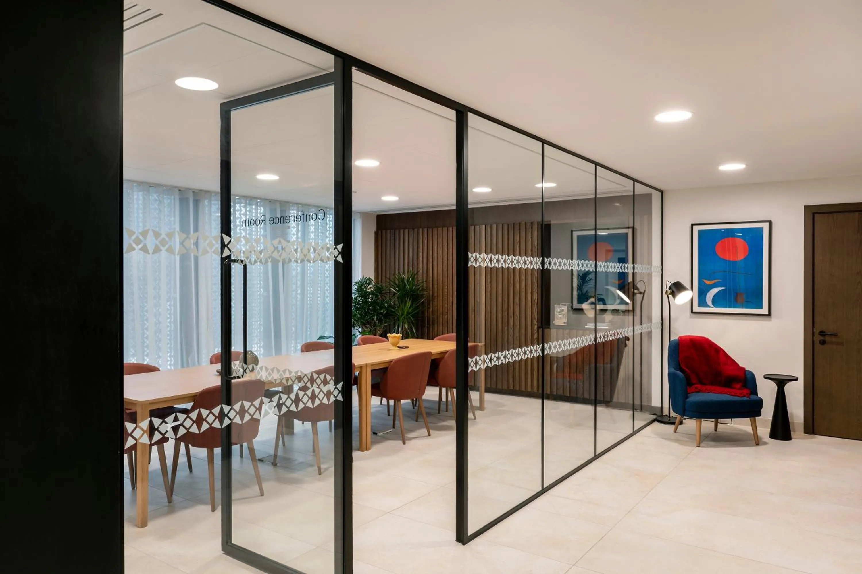 Meeting/conference room in Cove Landmark Pinnacle