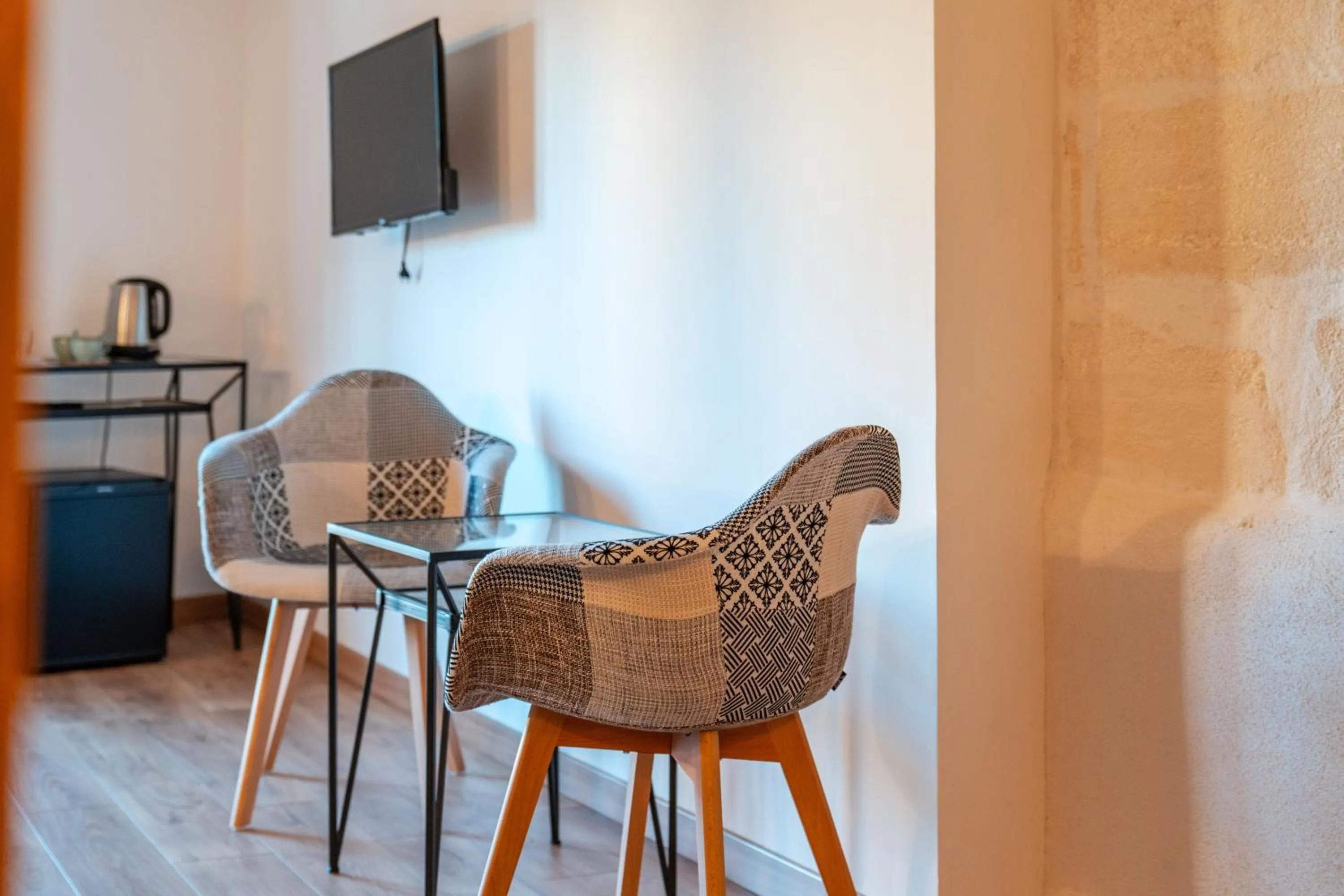 Les Greniers Du Château