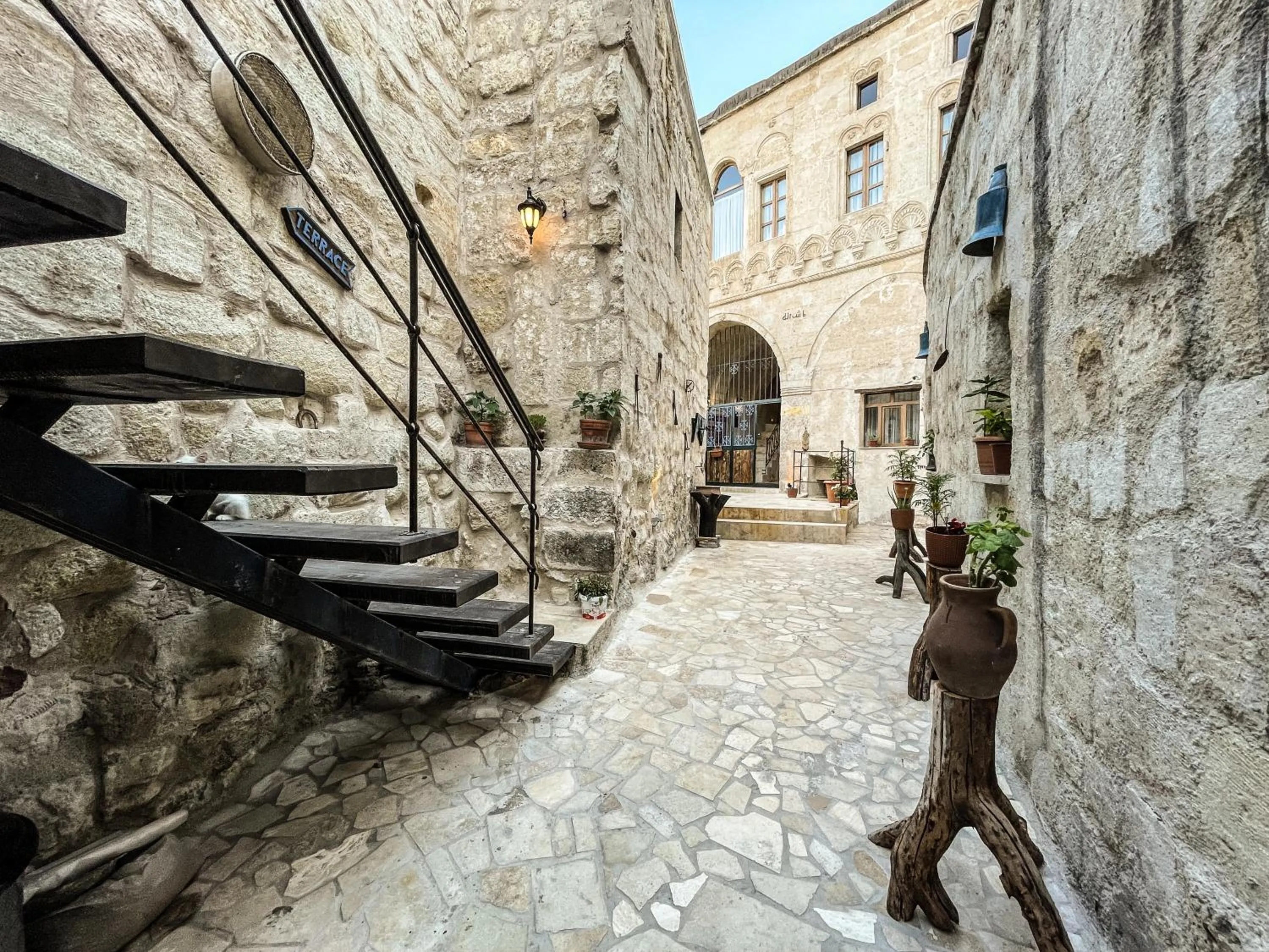 Inner courtyard view in Takunya Cave Hotel