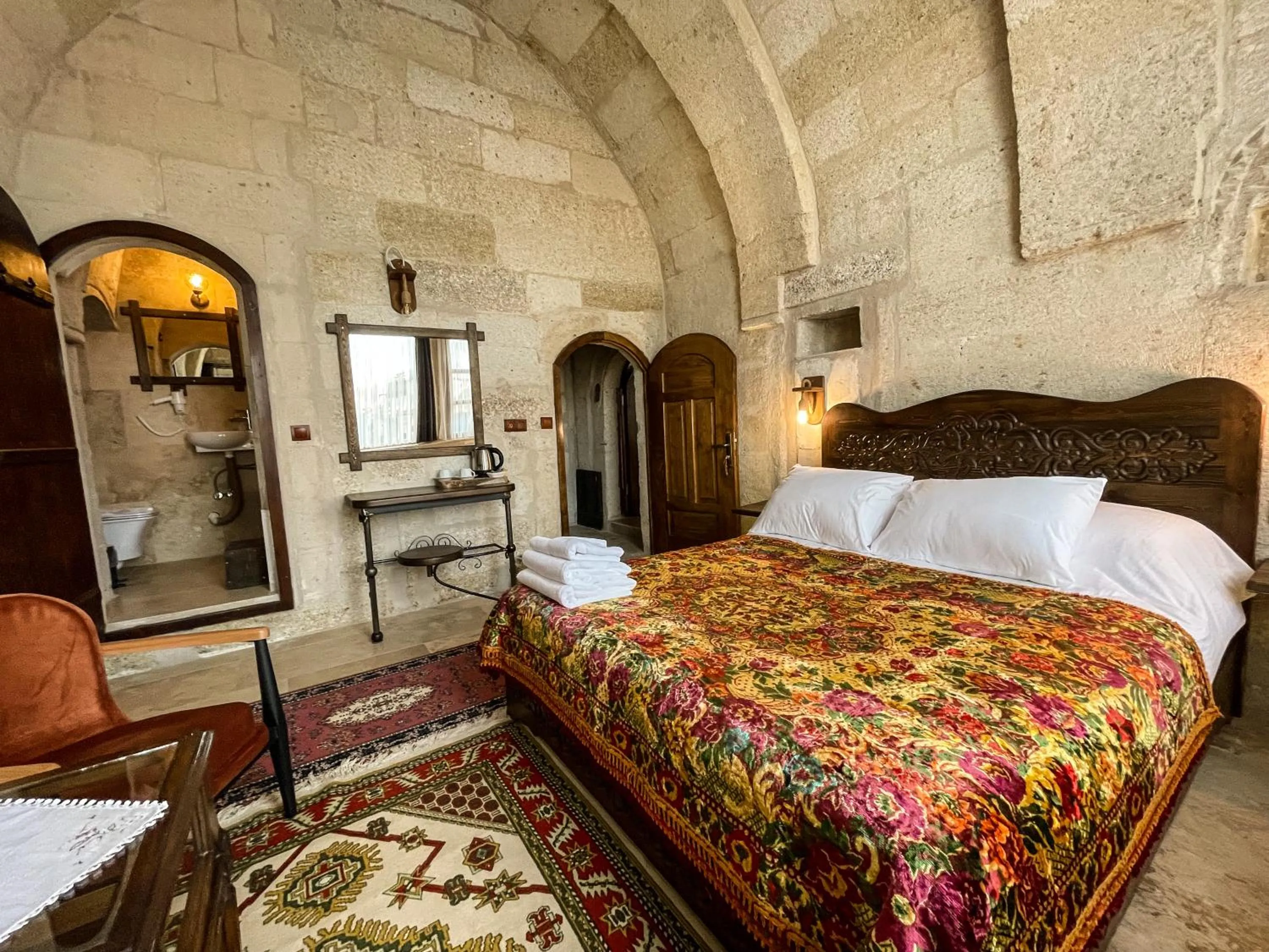 Bed in Takunya Cave Hotel