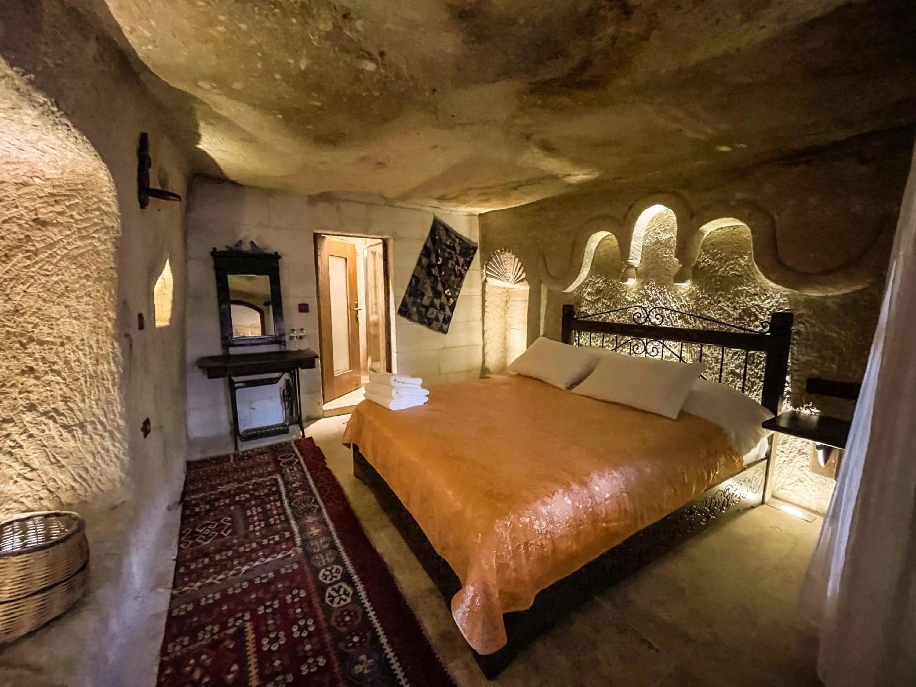 Bedroom in Takunya Cave Hotel