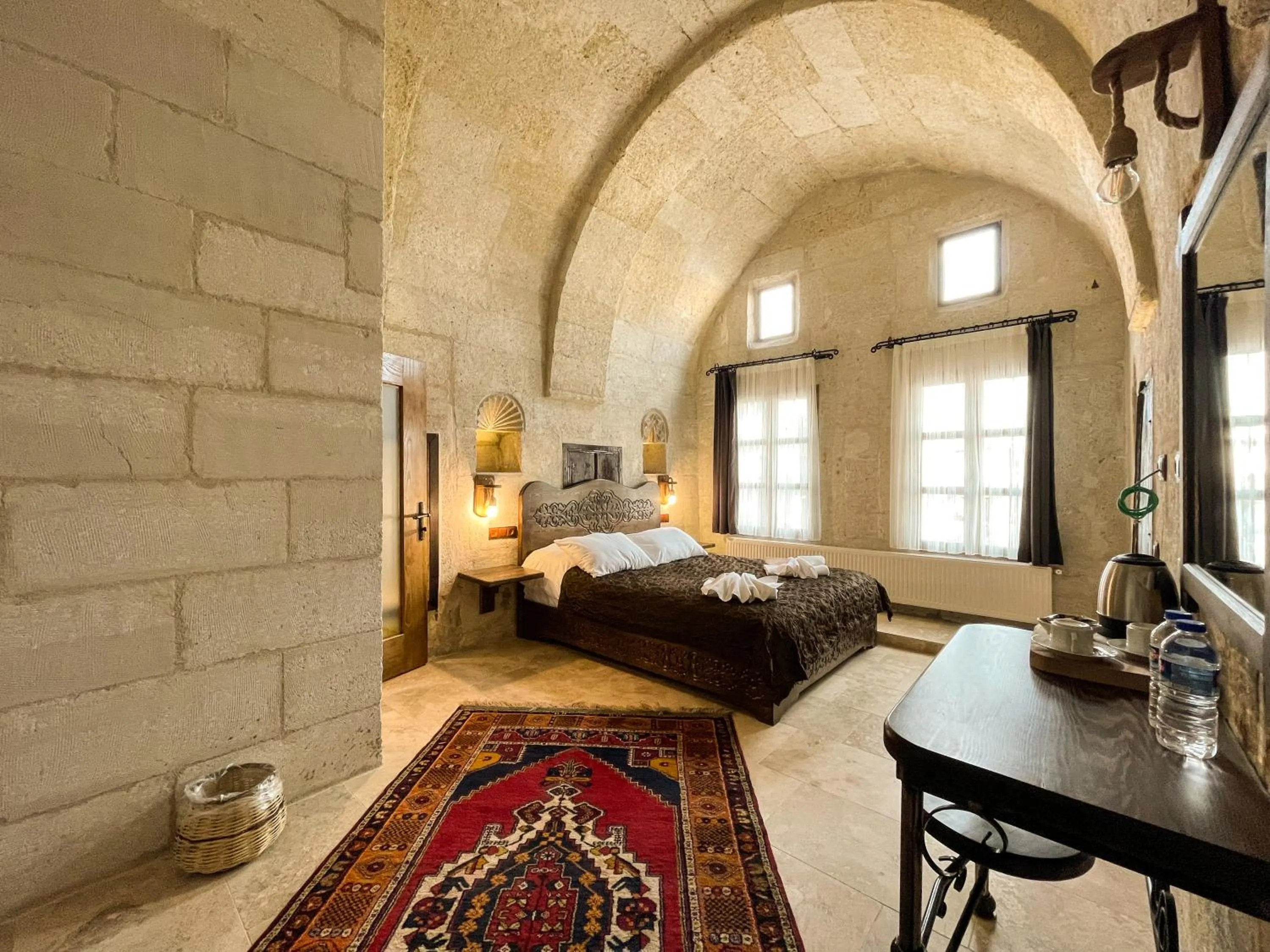 Photo of the whole room in Takunya Cave Hotel