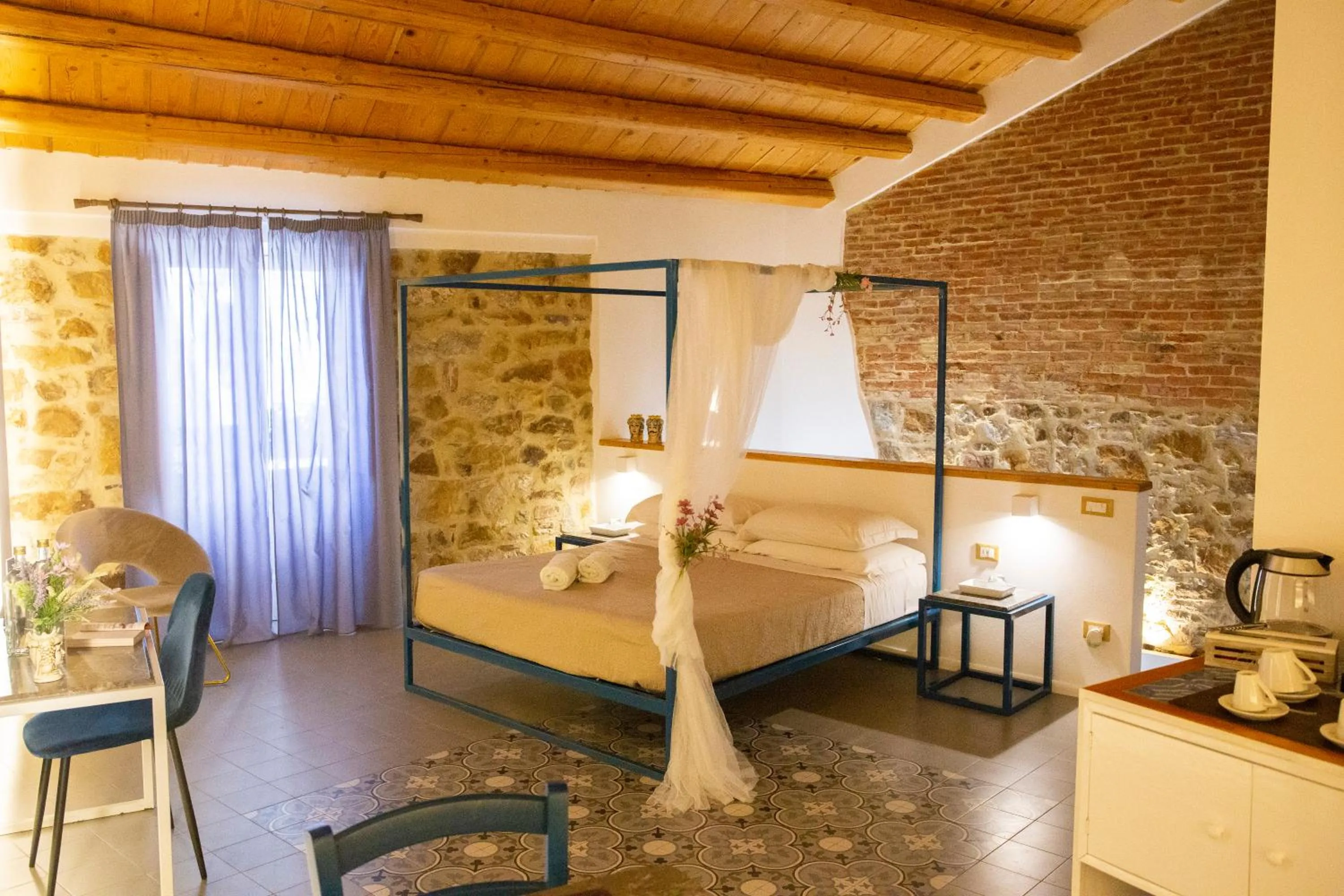 Bedroom, Bed in PORTA SOPRANA luxury guest House & spa