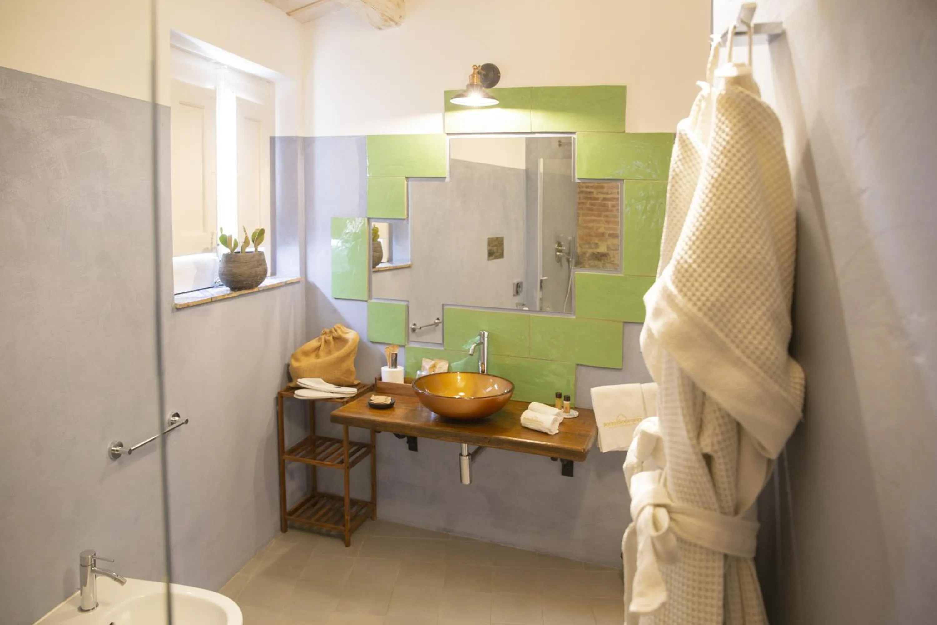 Bathroom in PORTA SOPRANA luxury guest House & spa