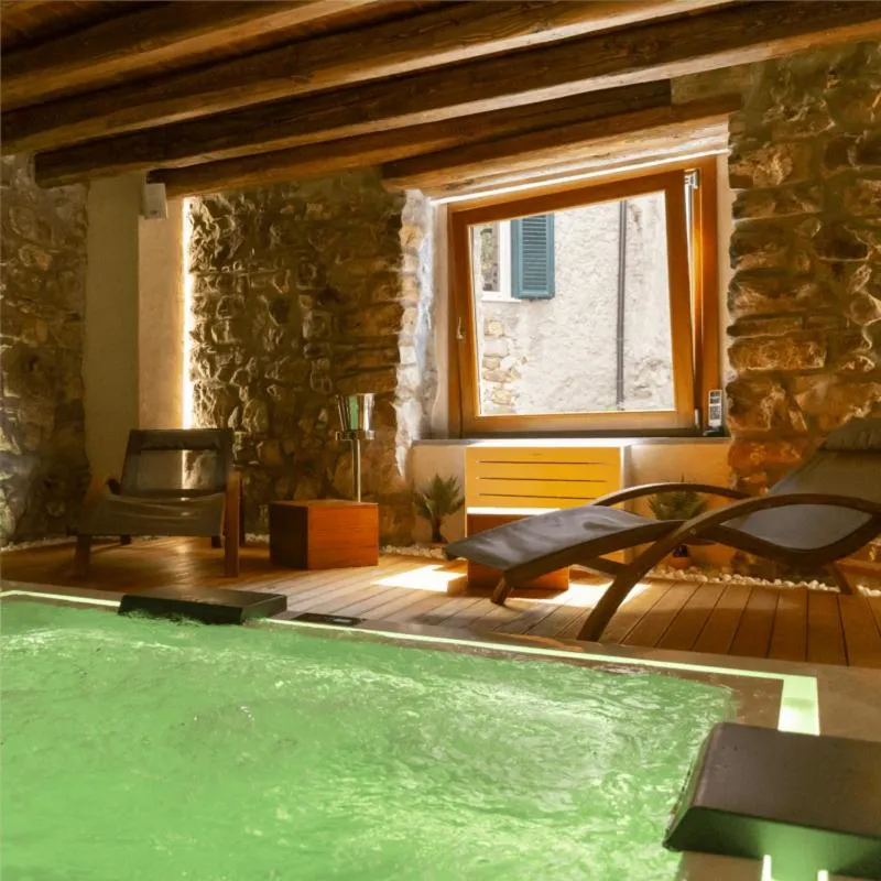 Spa and wellness centre/facilities in PORTA SOPRANA luxury guest House & spa