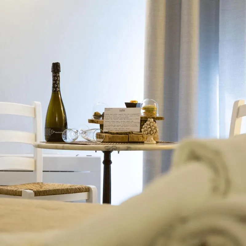 Decorative detail, Bed in PORTA SOPRANA luxury guest House & spa