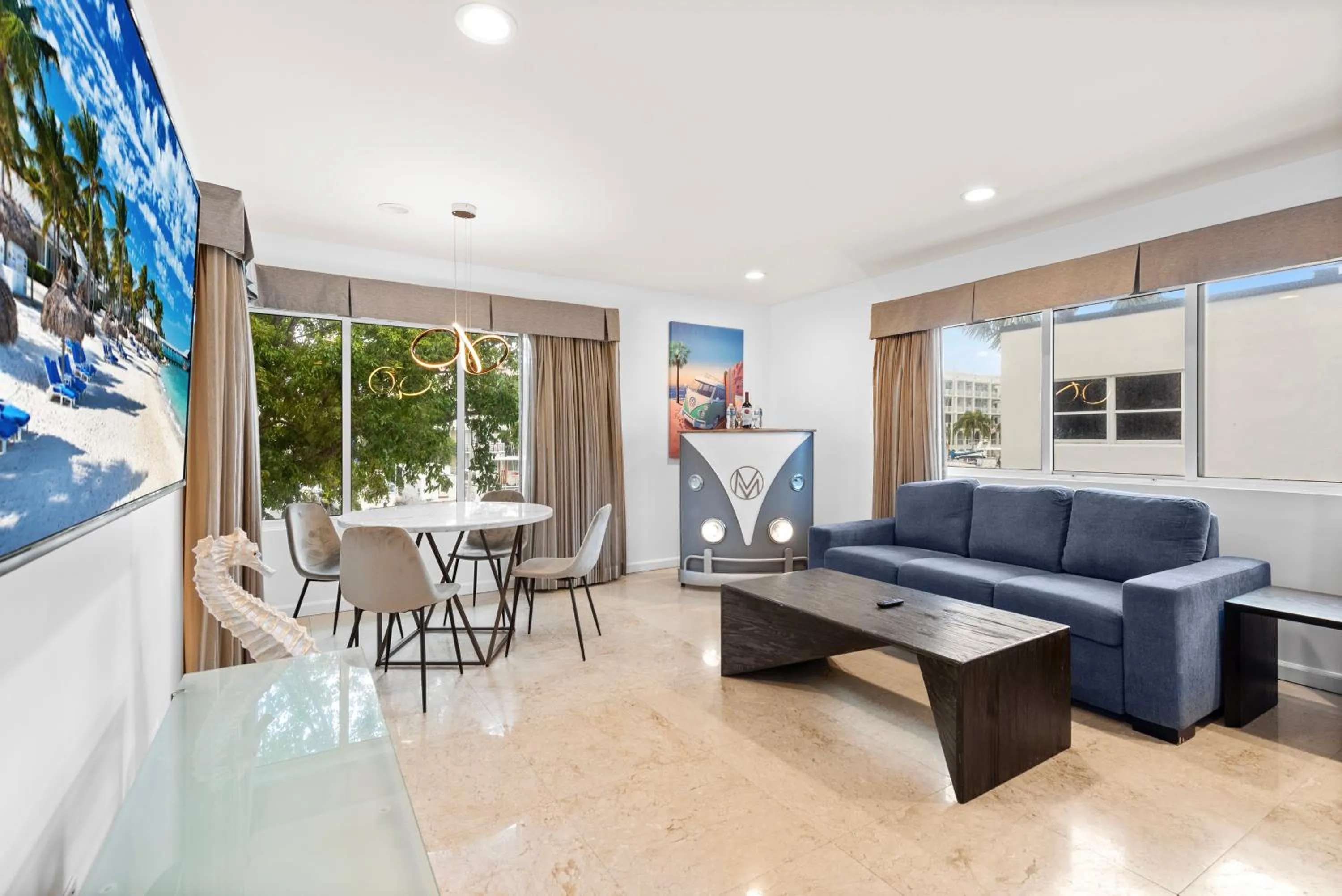 Living room in Isle of Venice Residence and Marina