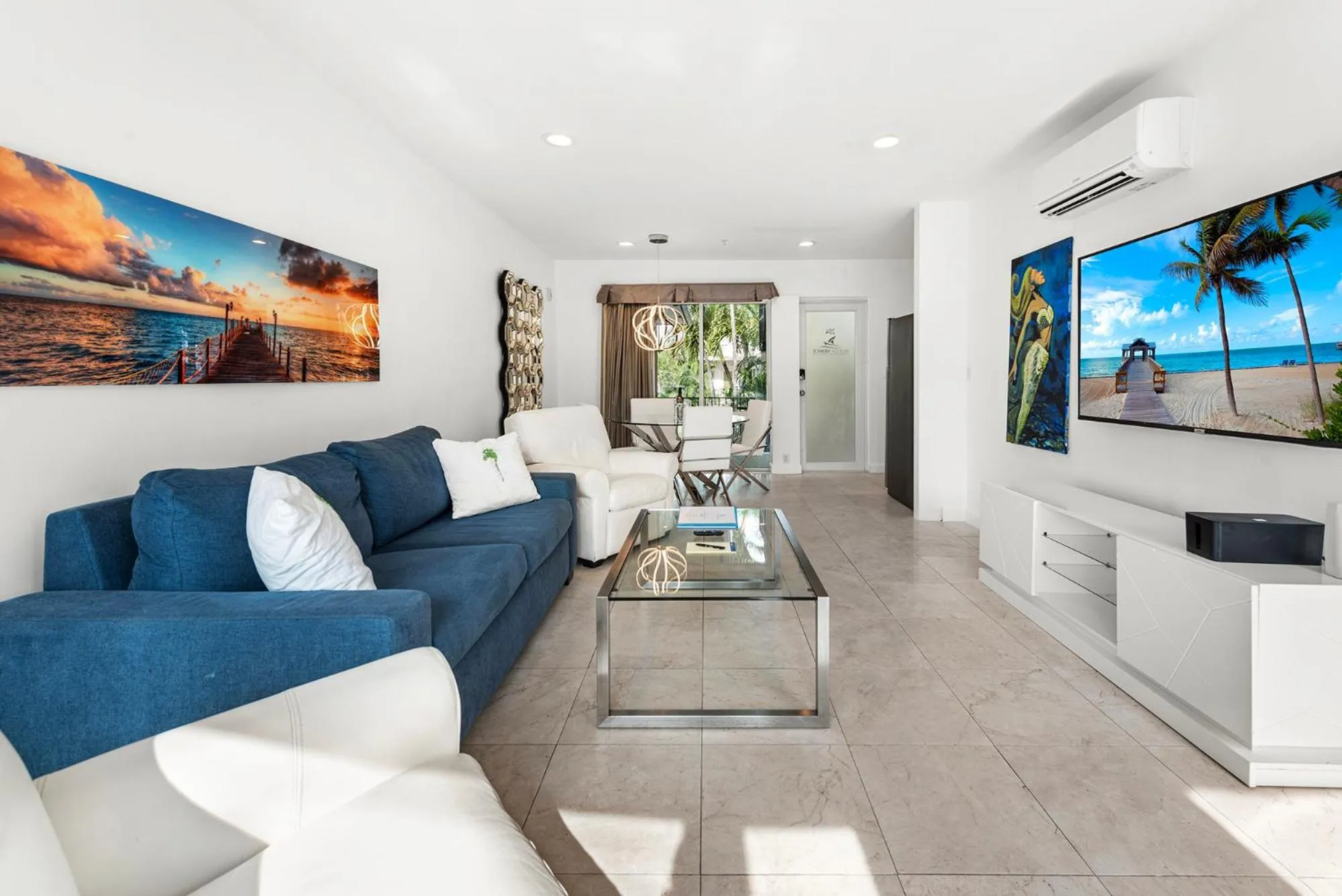 Living room in Isle of Venice Residence and Marina