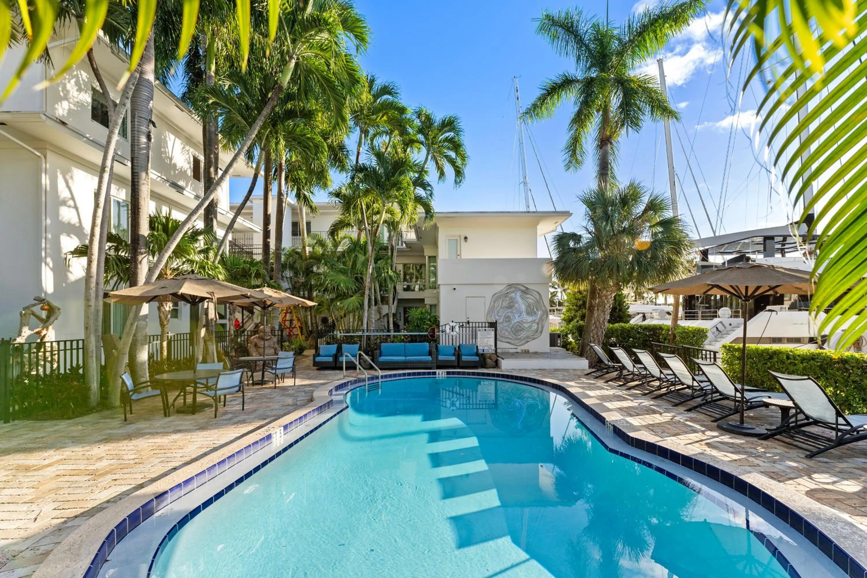 Property building in Isle of Venice Residence and Marina