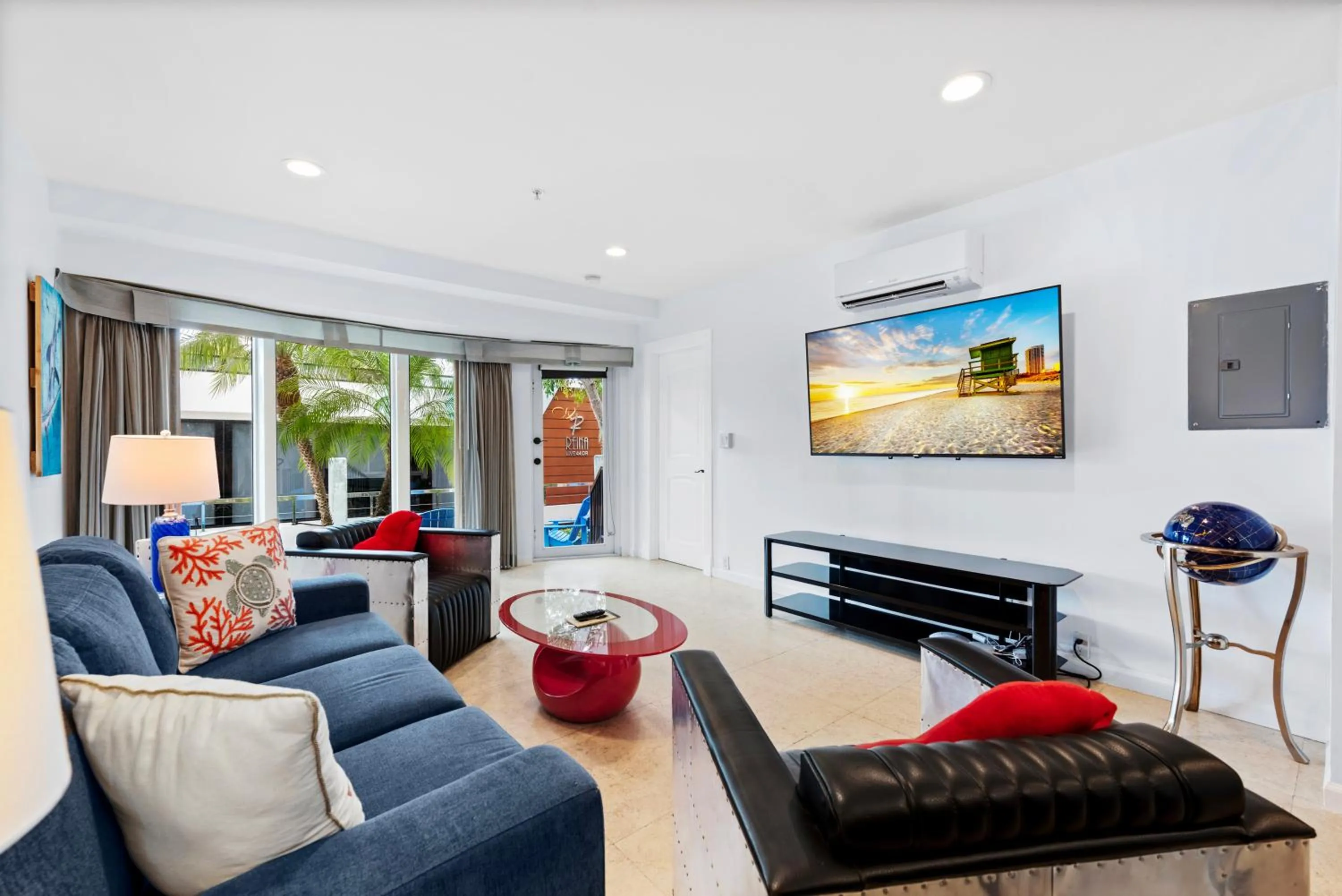 Living room in Isle of Venice Residence and Marina