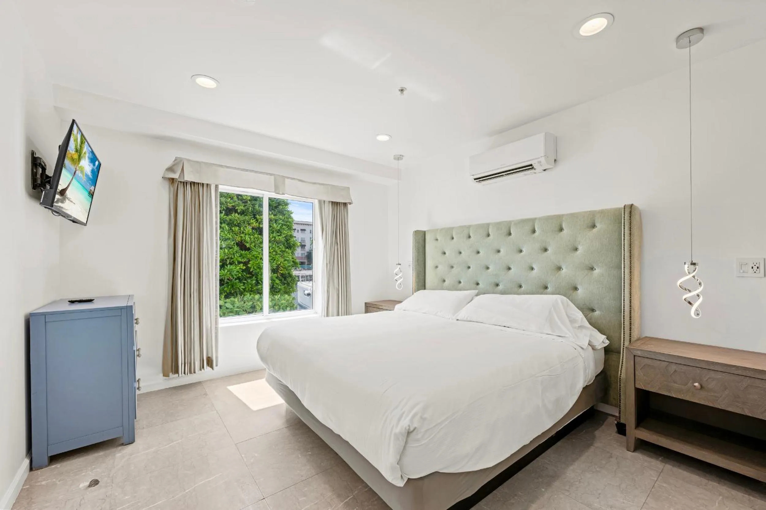 Bedroom, Bed in Isle of Venice Residence and Marina