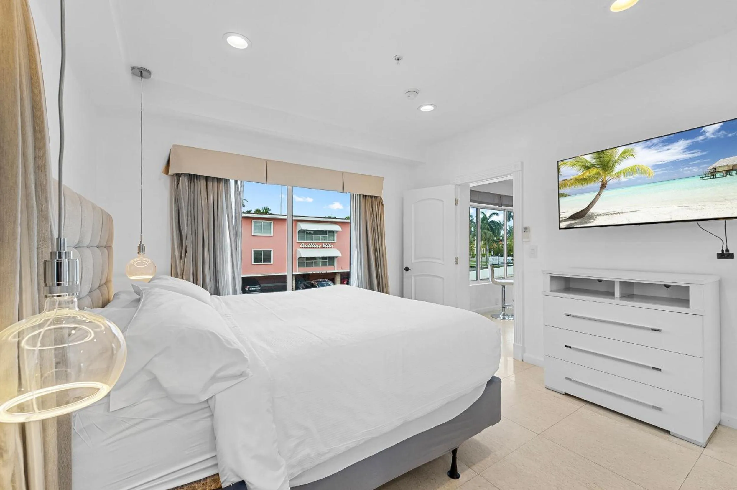Bedroom, Bed in Isle of Venice Residence and Marina
