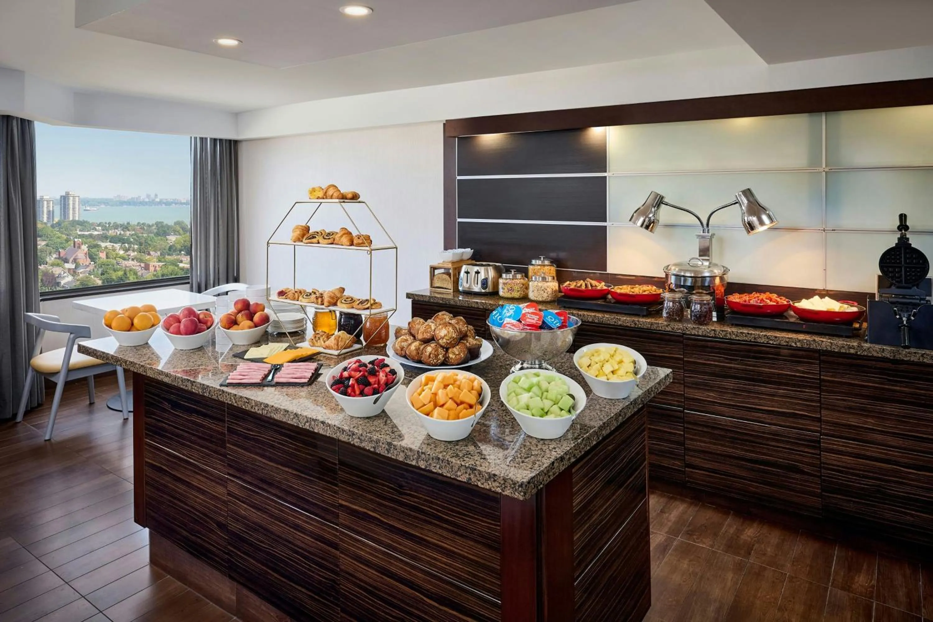 Breakfast in Sheraton Hamilton Hotel