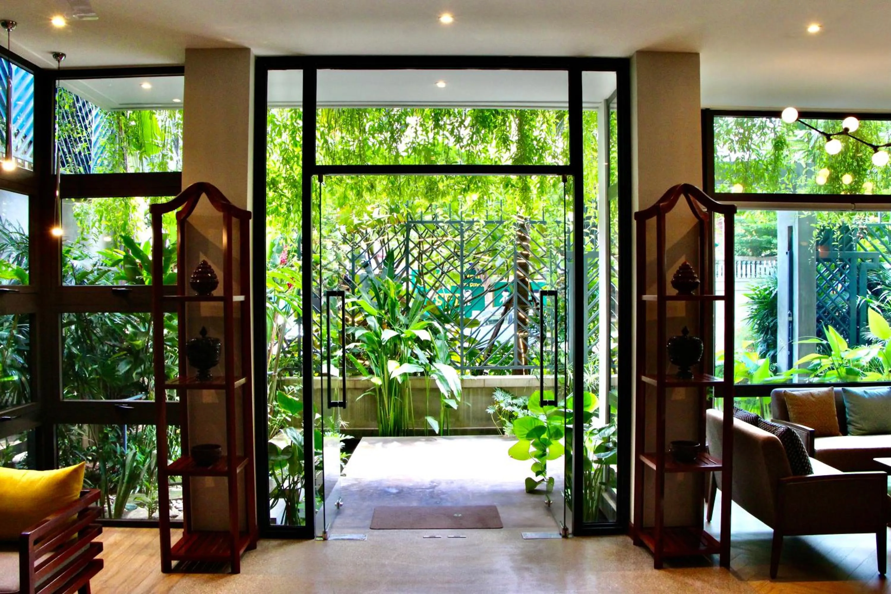 Facade/entrance in Indra Hotel