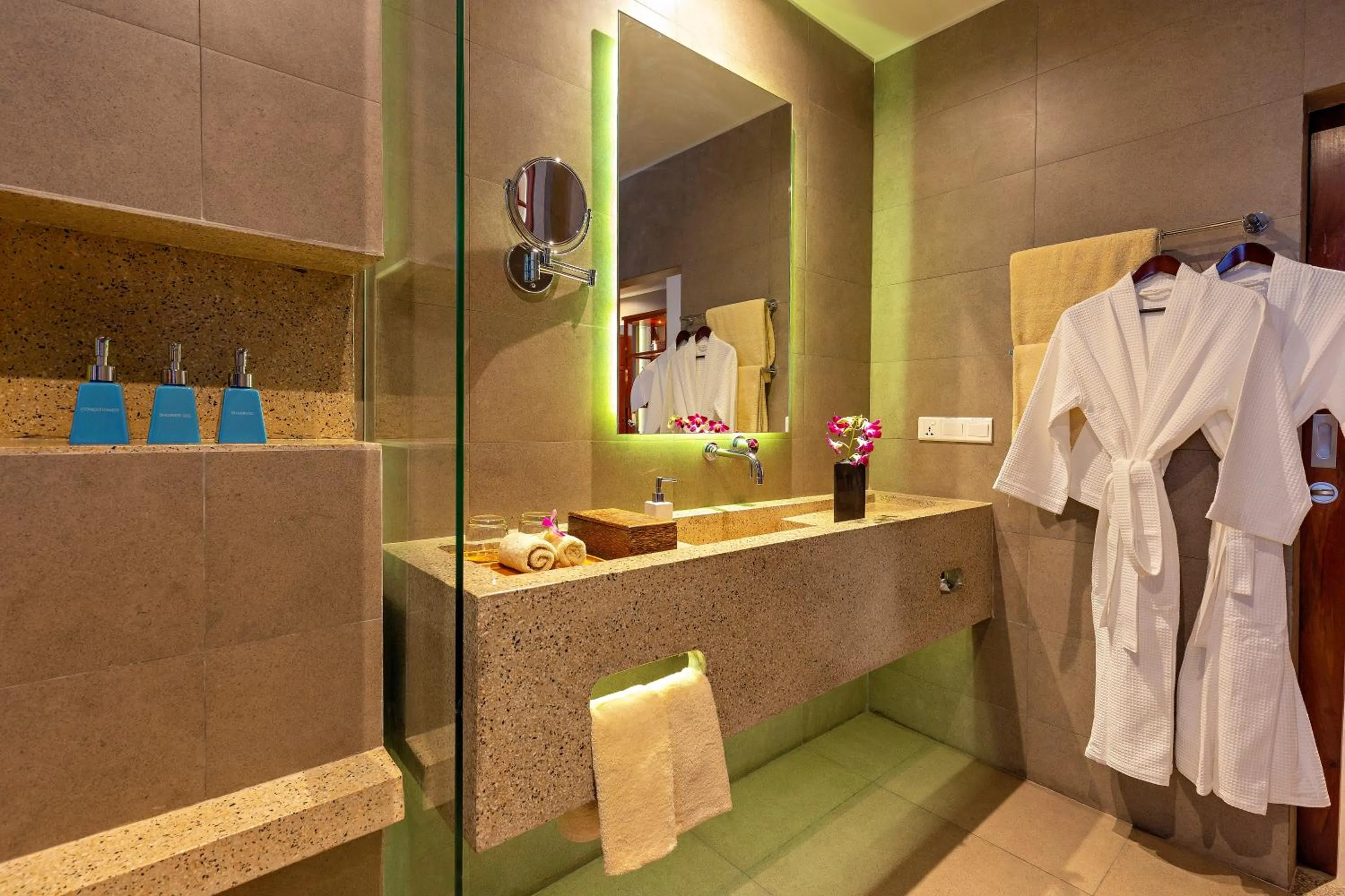 Bathroom in Indra Hotel