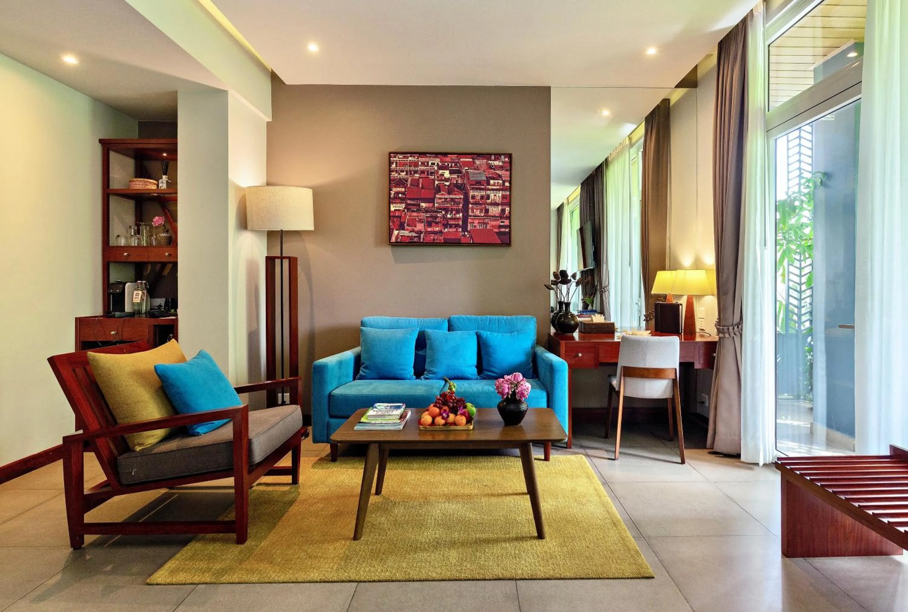 Living room in Indra Hotel