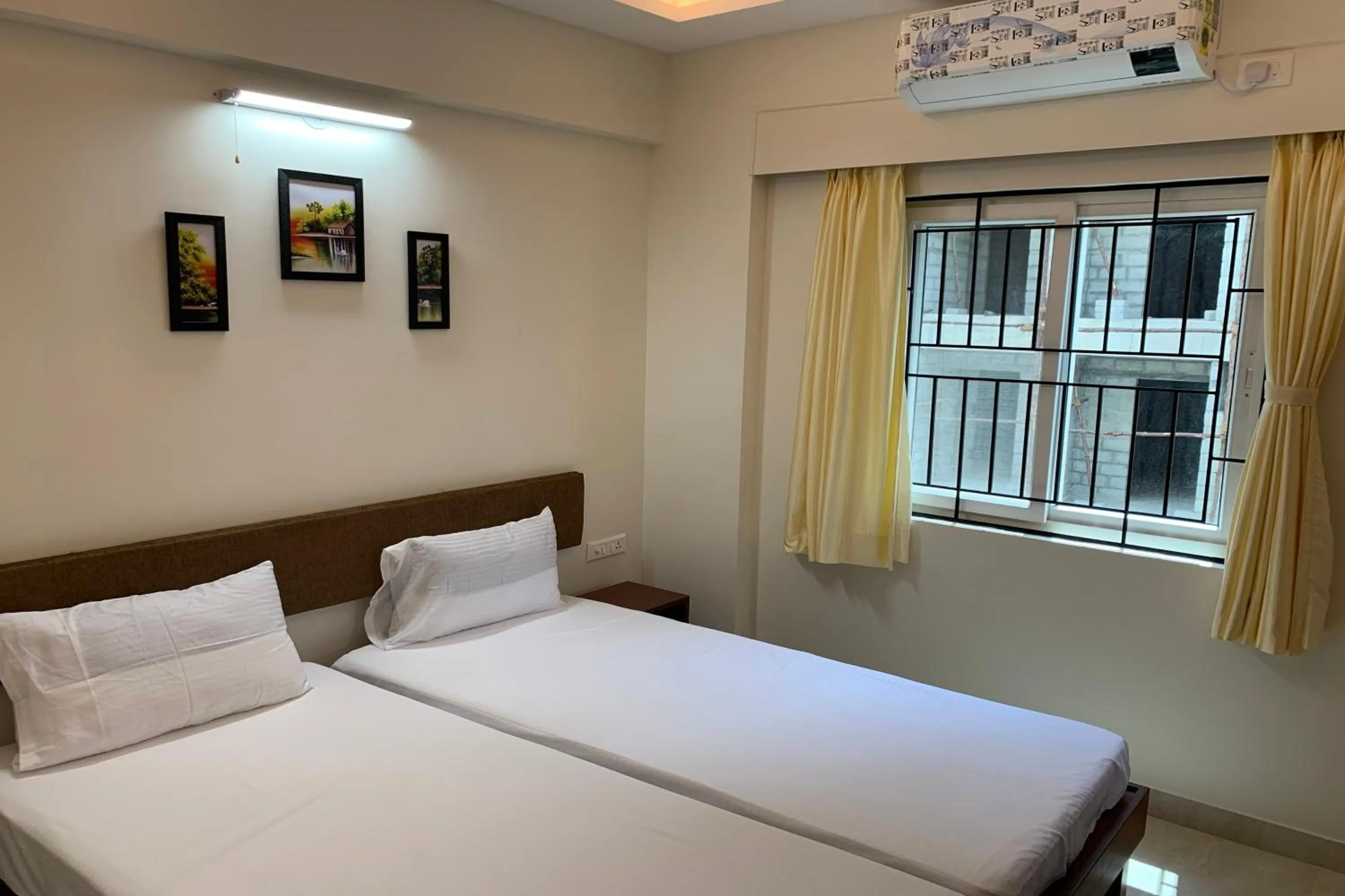 Bedroom, Bed in Vennela Hotel Apartments