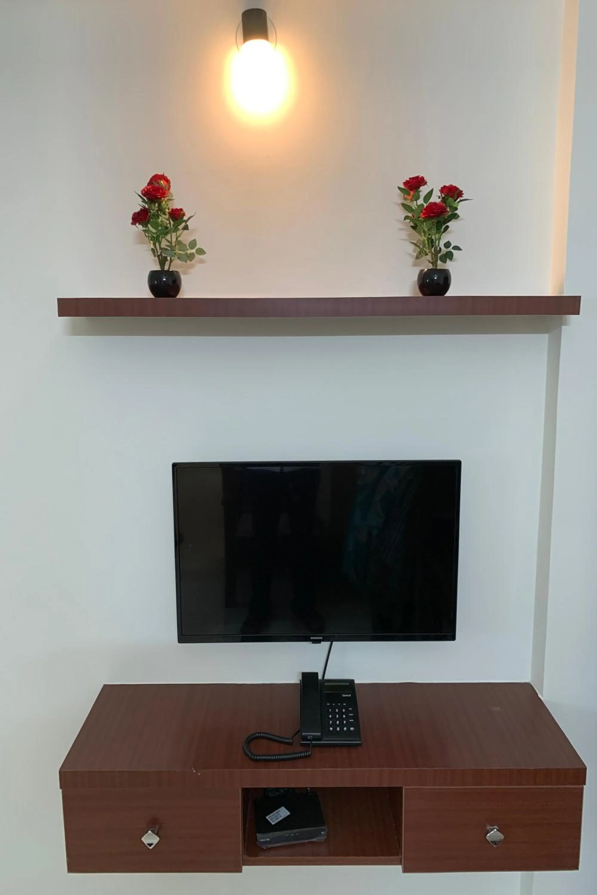 TV and multimedia in Vennela Hotel Apartments