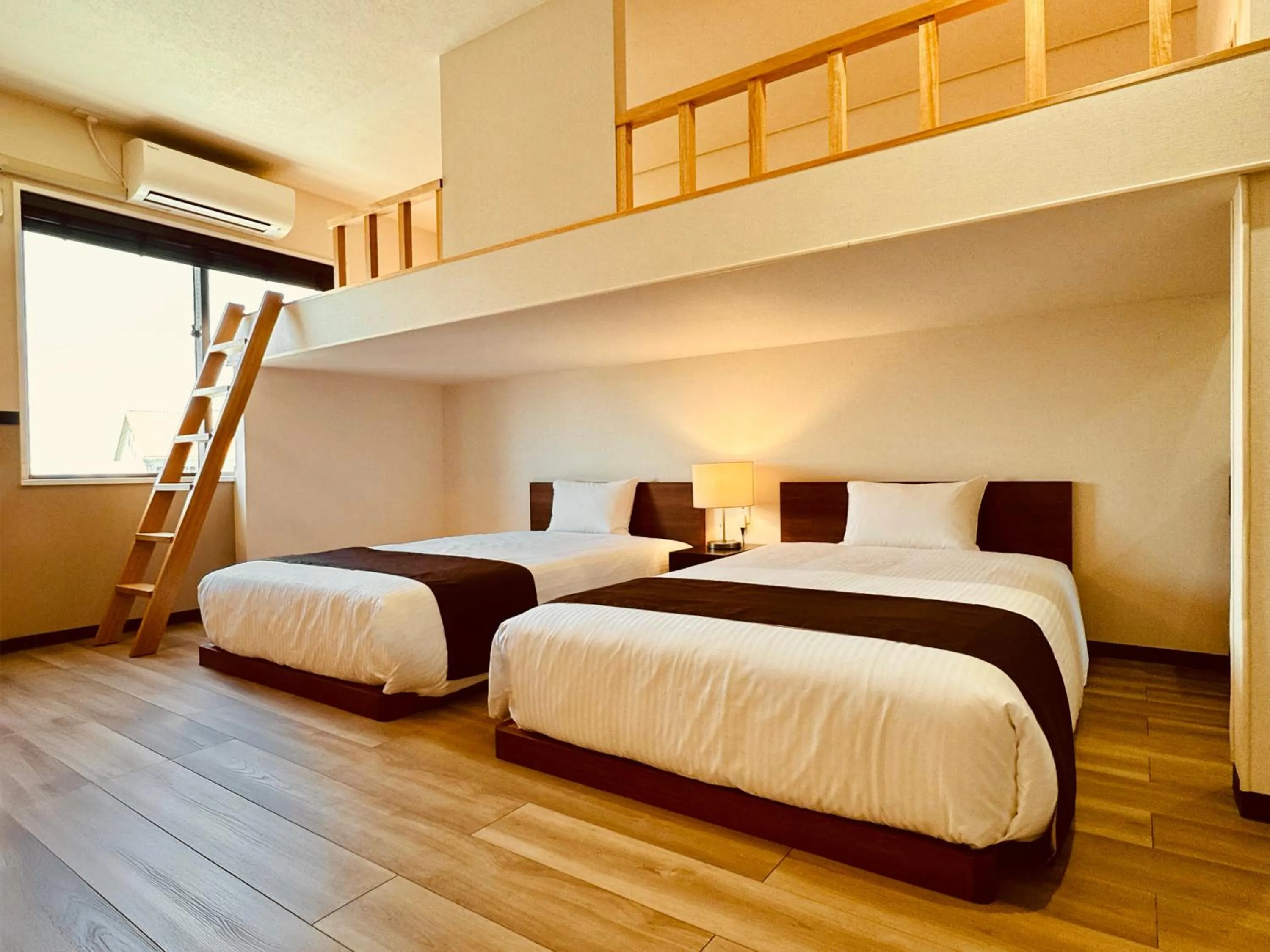 Bed in Phoenix Park Hotel