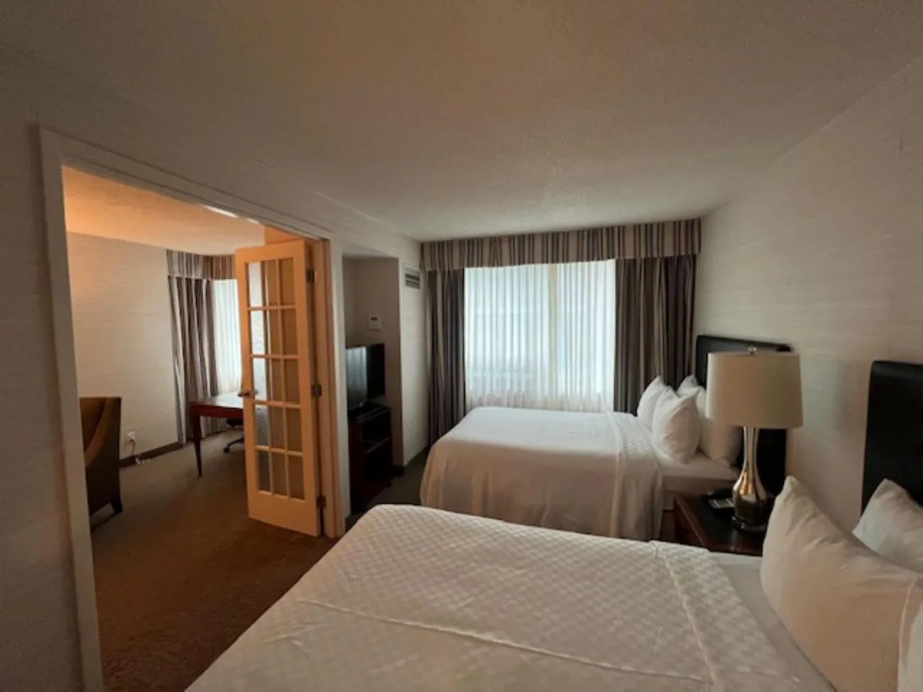 Bed in Cambridge Suites Toronto