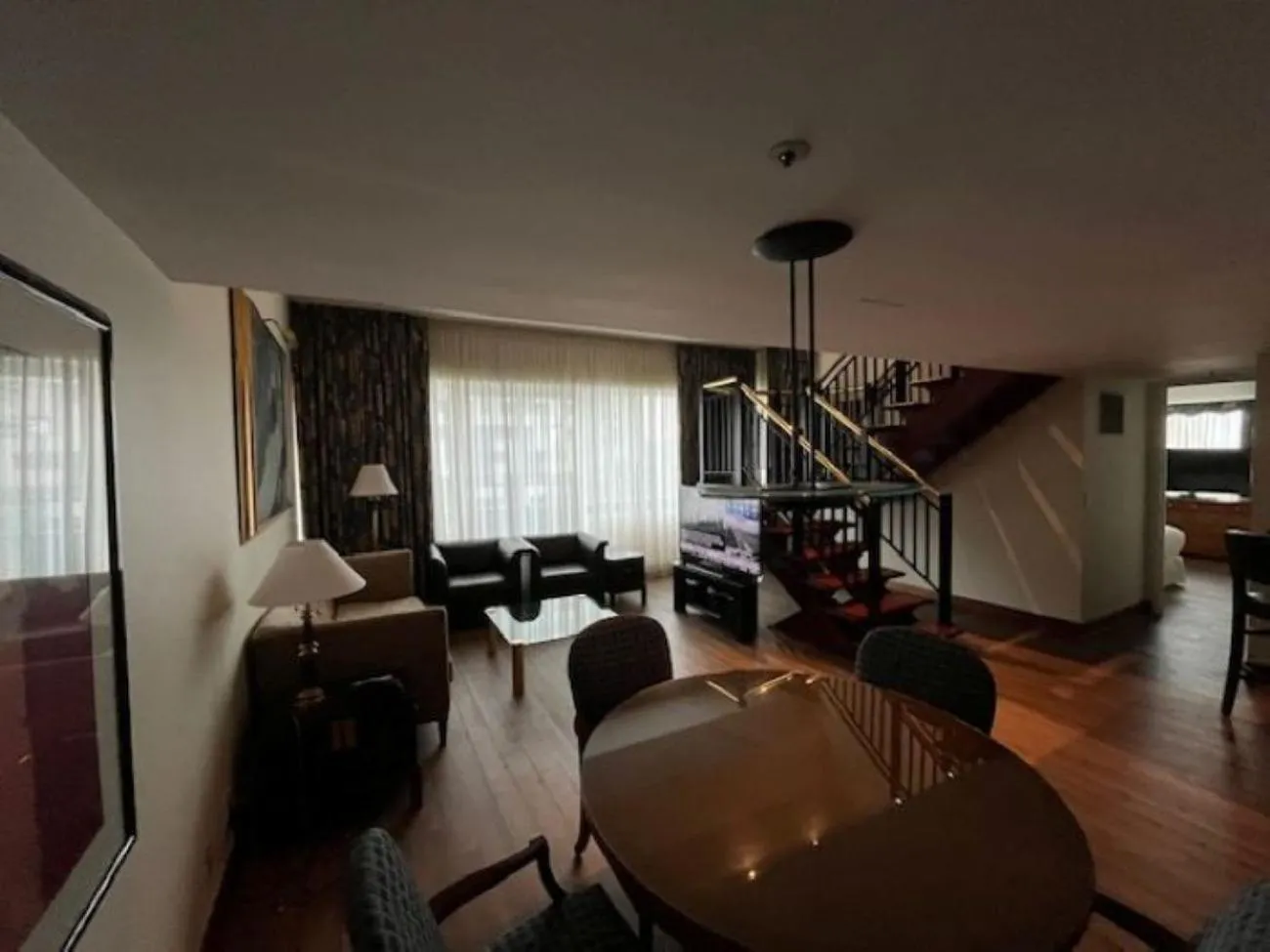 Living room in Cambridge Suites Toronto