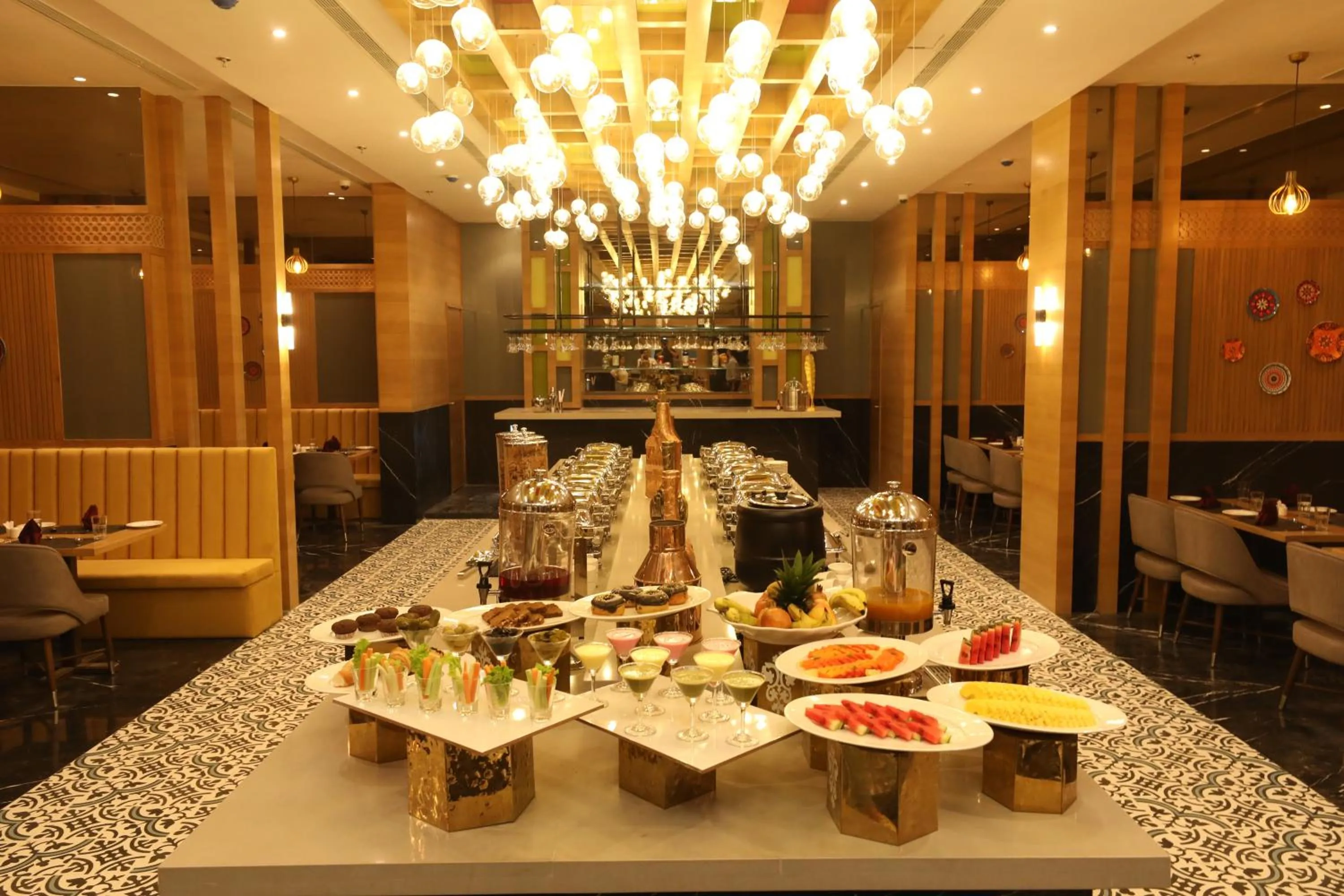 Restaurant/places to eat in Regenta Central Udaipur, Court Circle