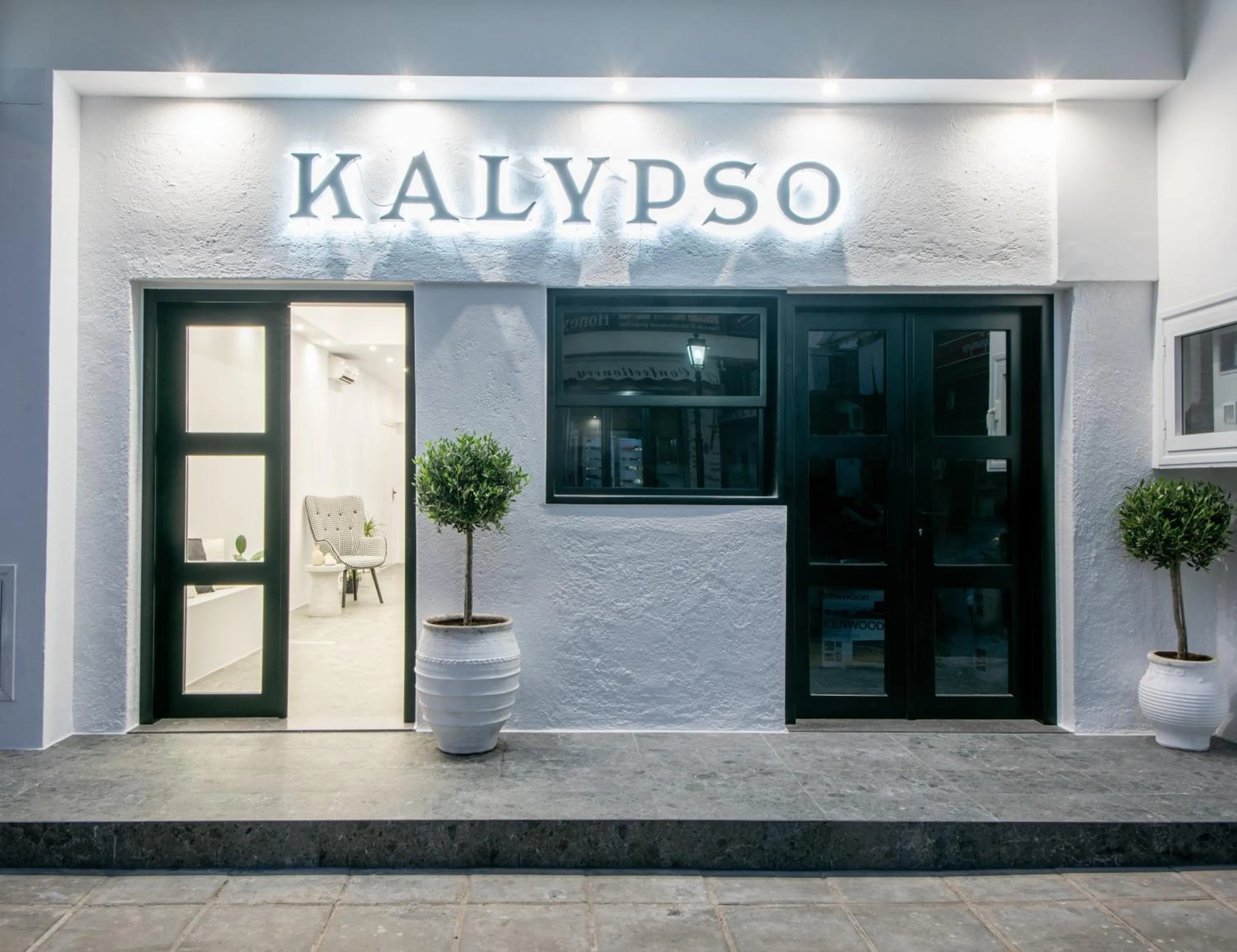 Facade/entrance in Kalypso Suites Hotel - Adults Only