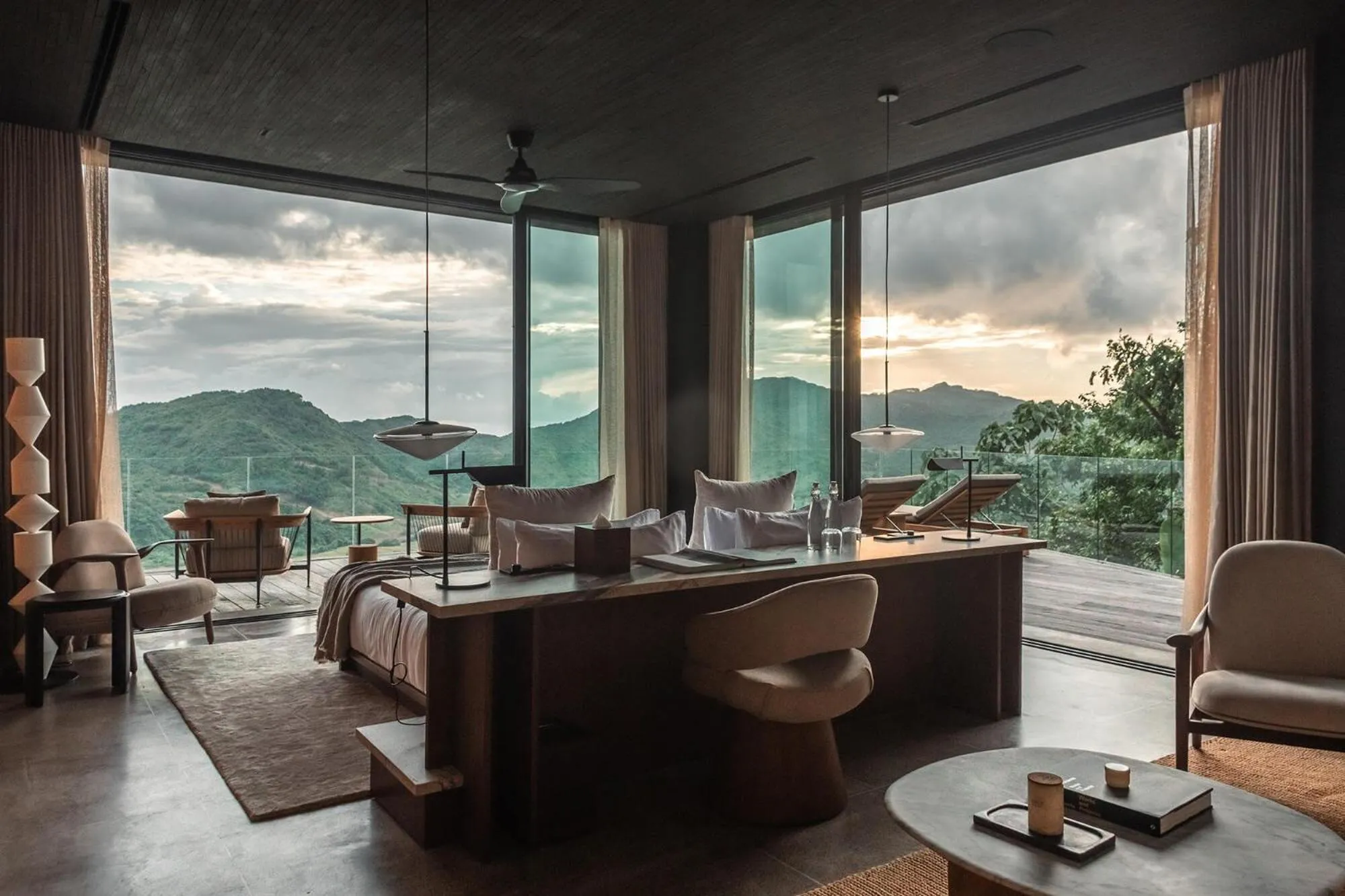 Bedroom in Tampah Hills