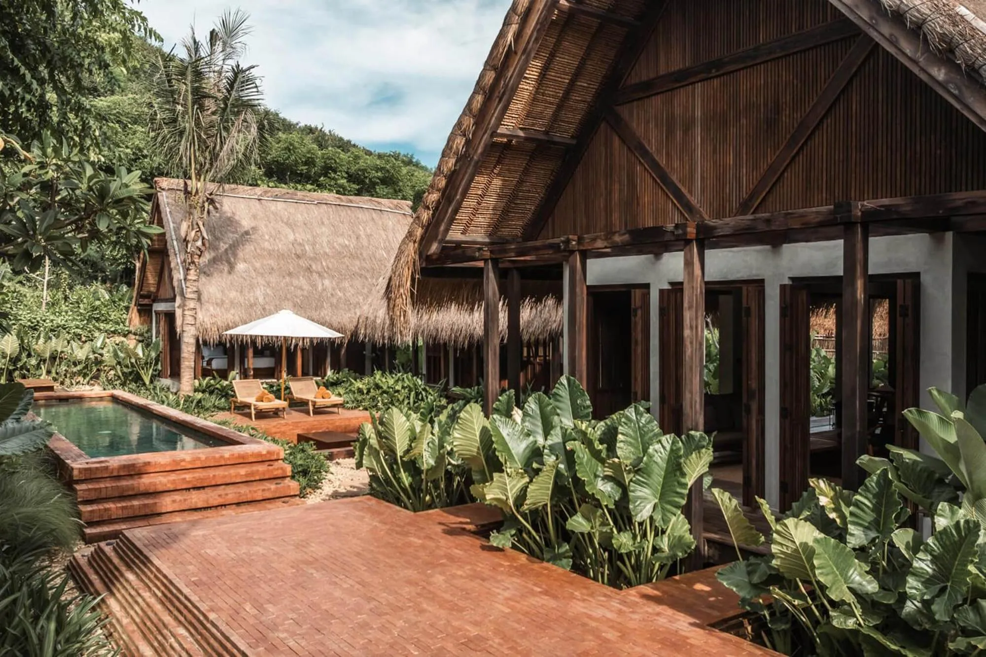 Swimming pool in Tampah Hills