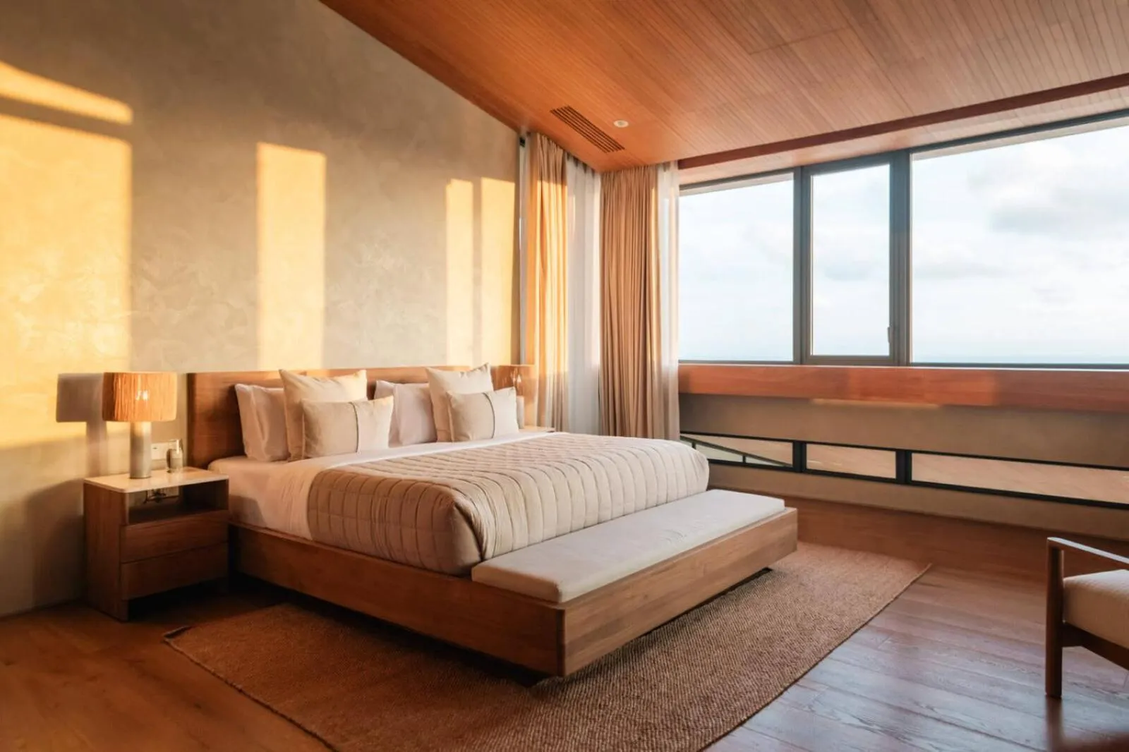 Bedroom, Bed in Tampah Hills