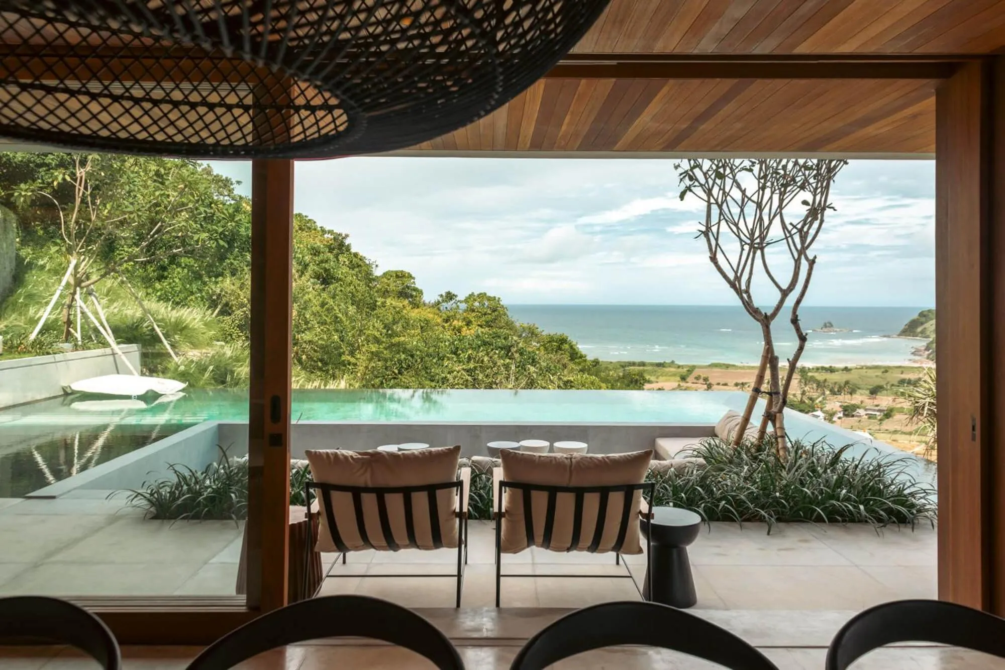 Swimming pool in Tampah Hills