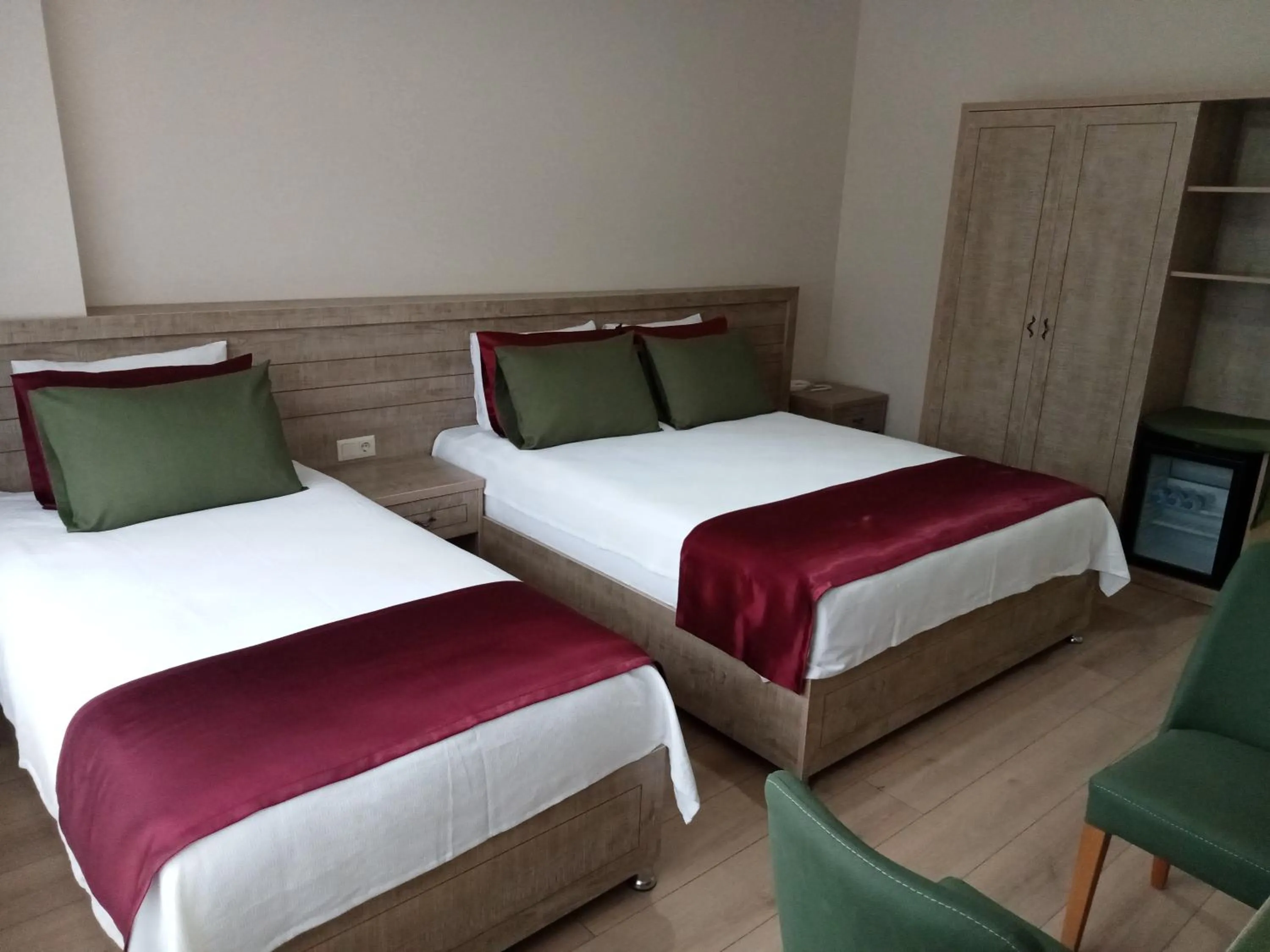 Massage, Bed in KURT OTEL