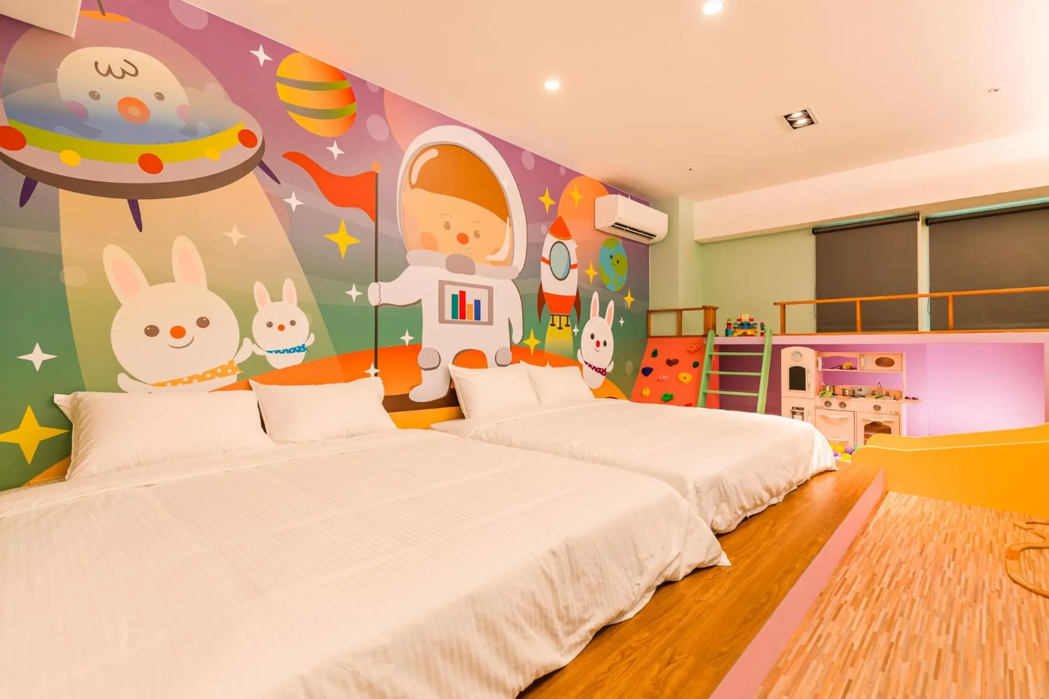 Photo of the whole room, Bed in 閣樂親子旅宿Kids Fun Hotel