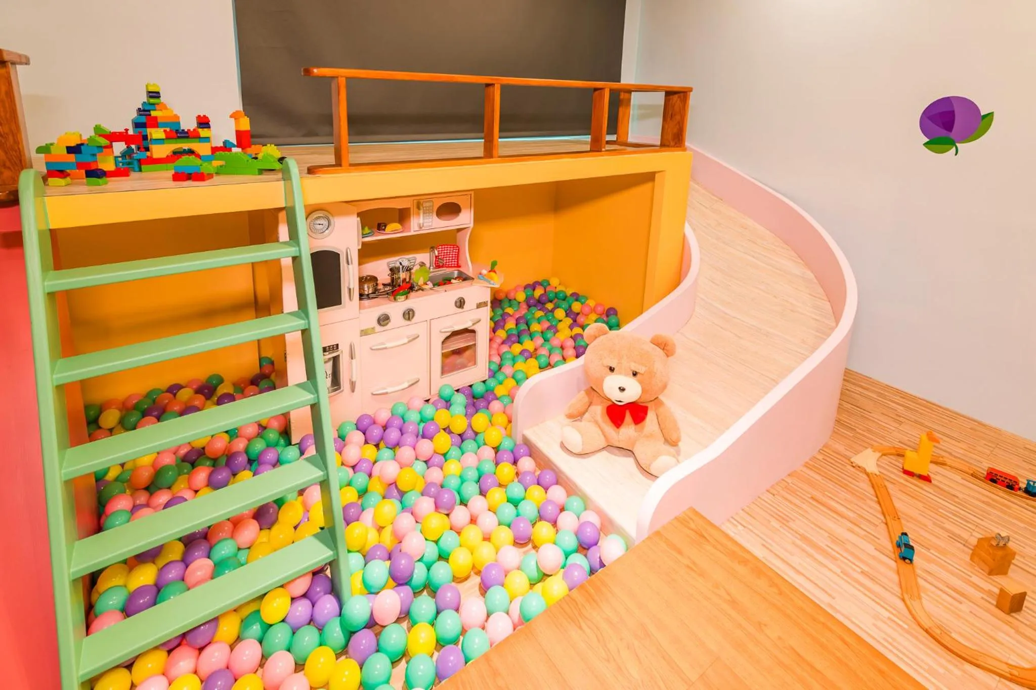 Children play ground in 閣樂親子旅宿Kids Fun Hotel